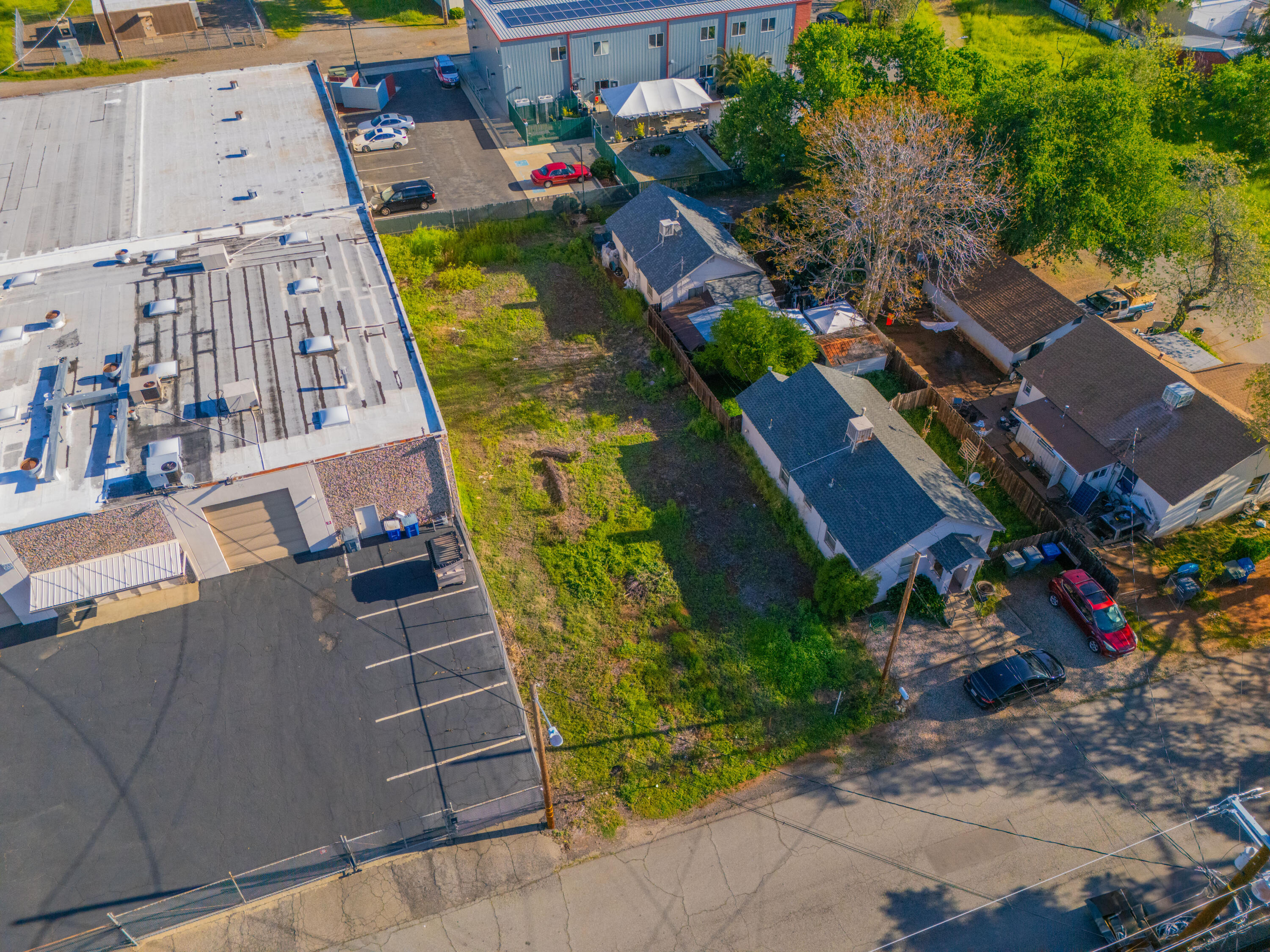 main property photo 8