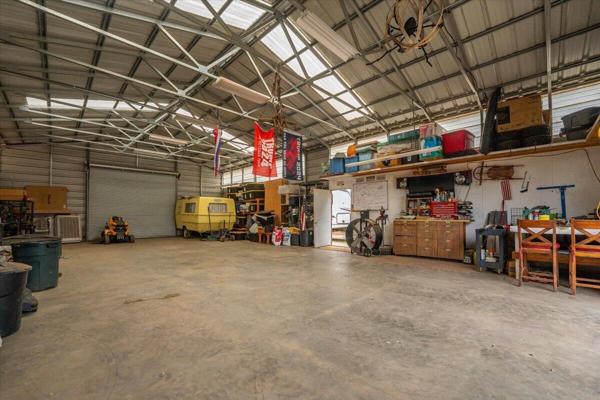 main property photo 99