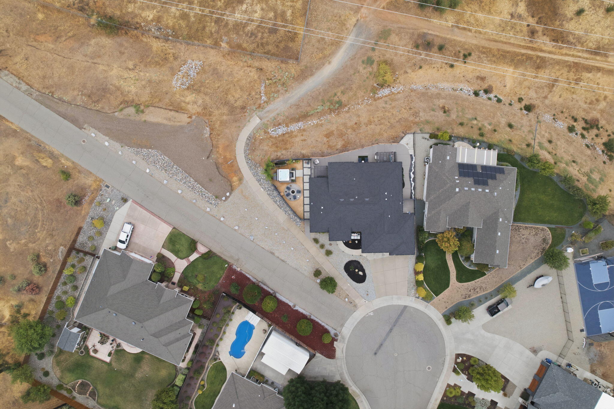 main property photo 51