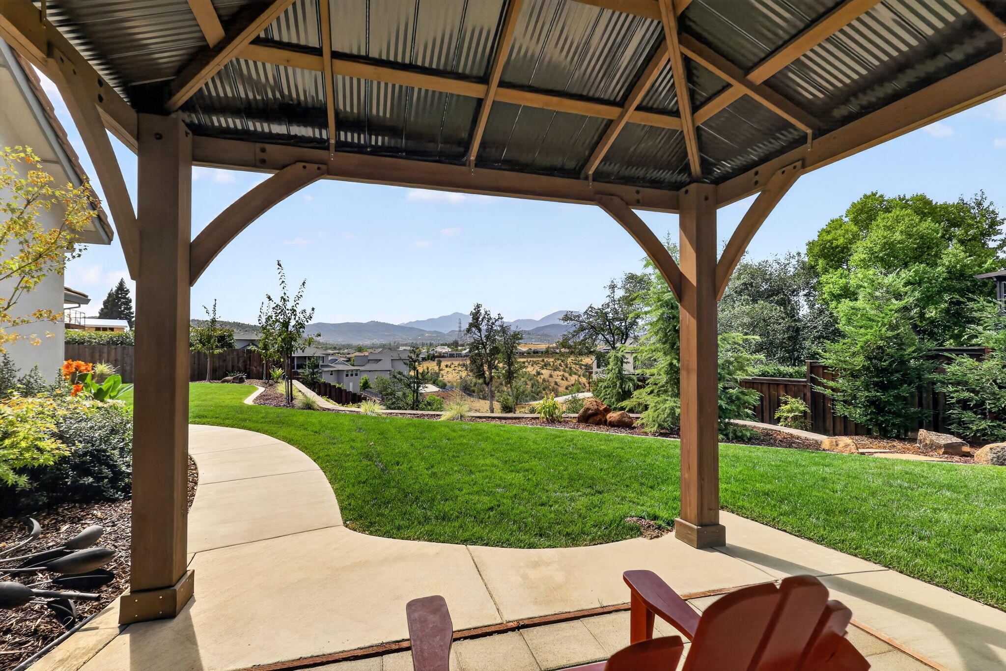 main property photo 24