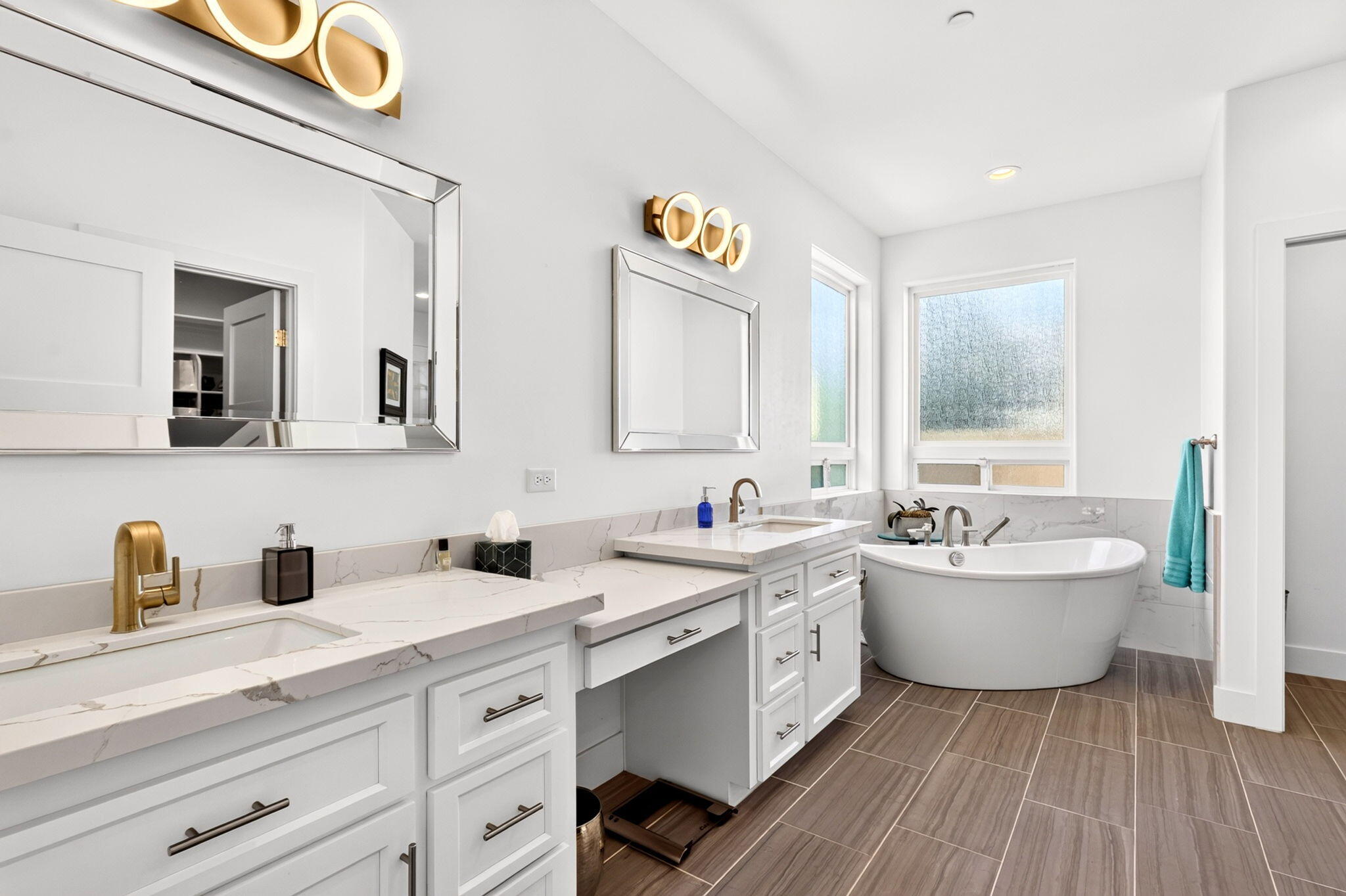 main property photo 74