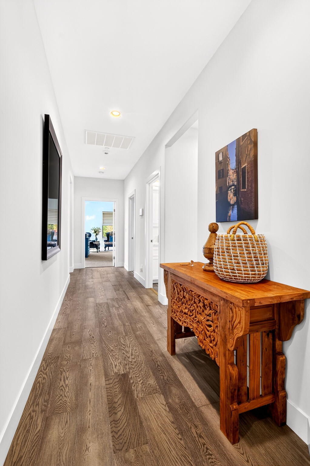 main property photo 78