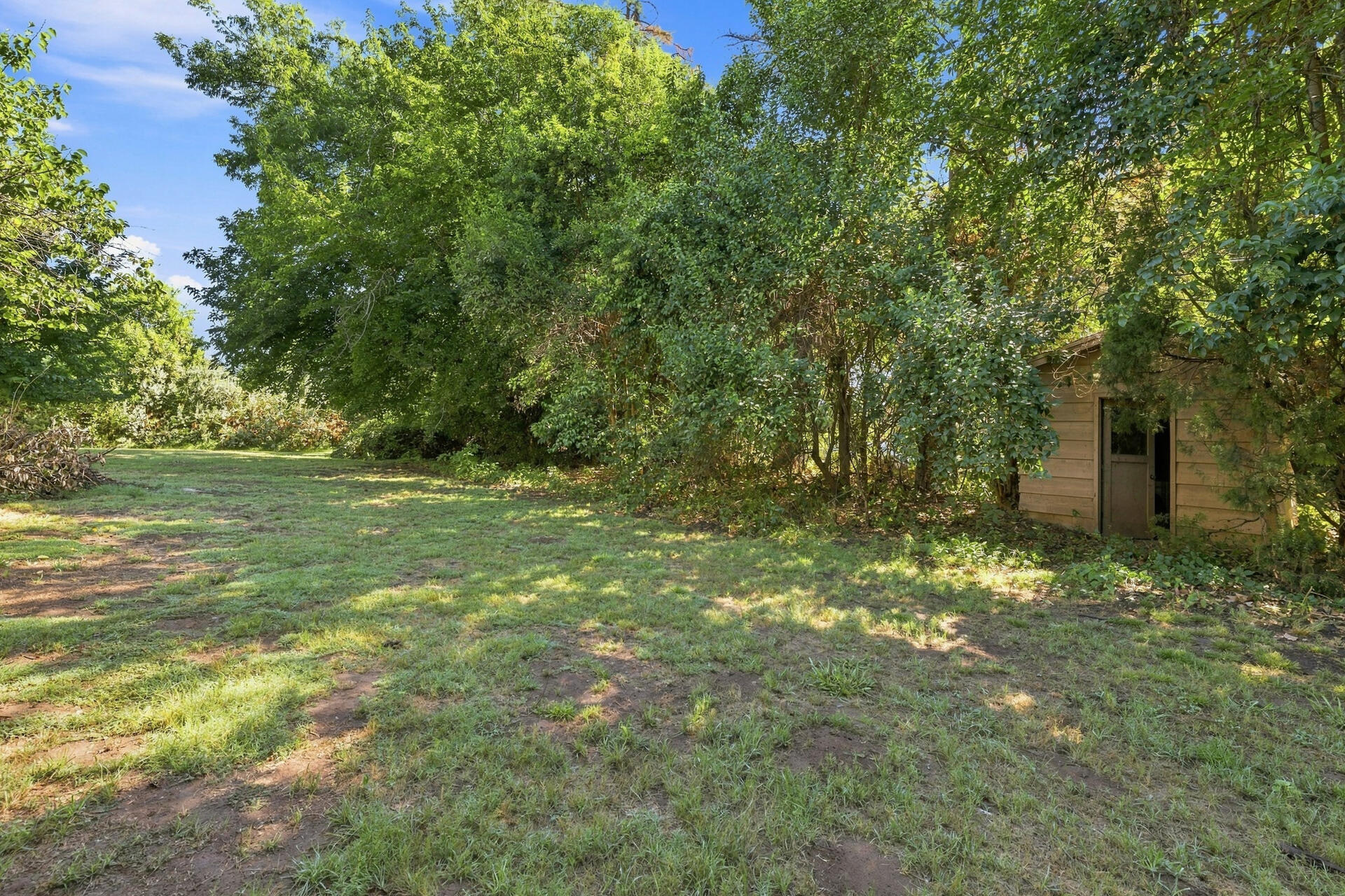 main property photo 54