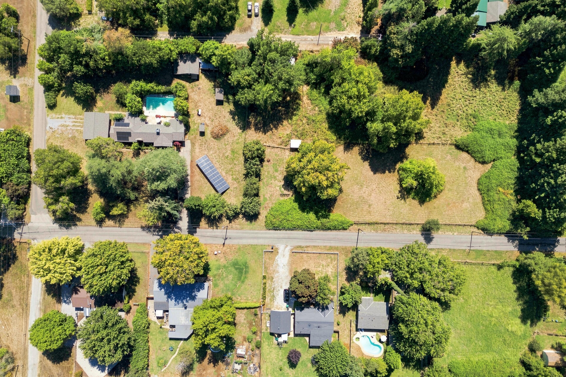 main property photo 57