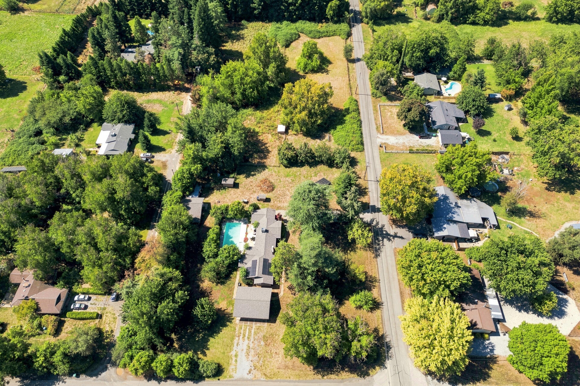 main property photo 58