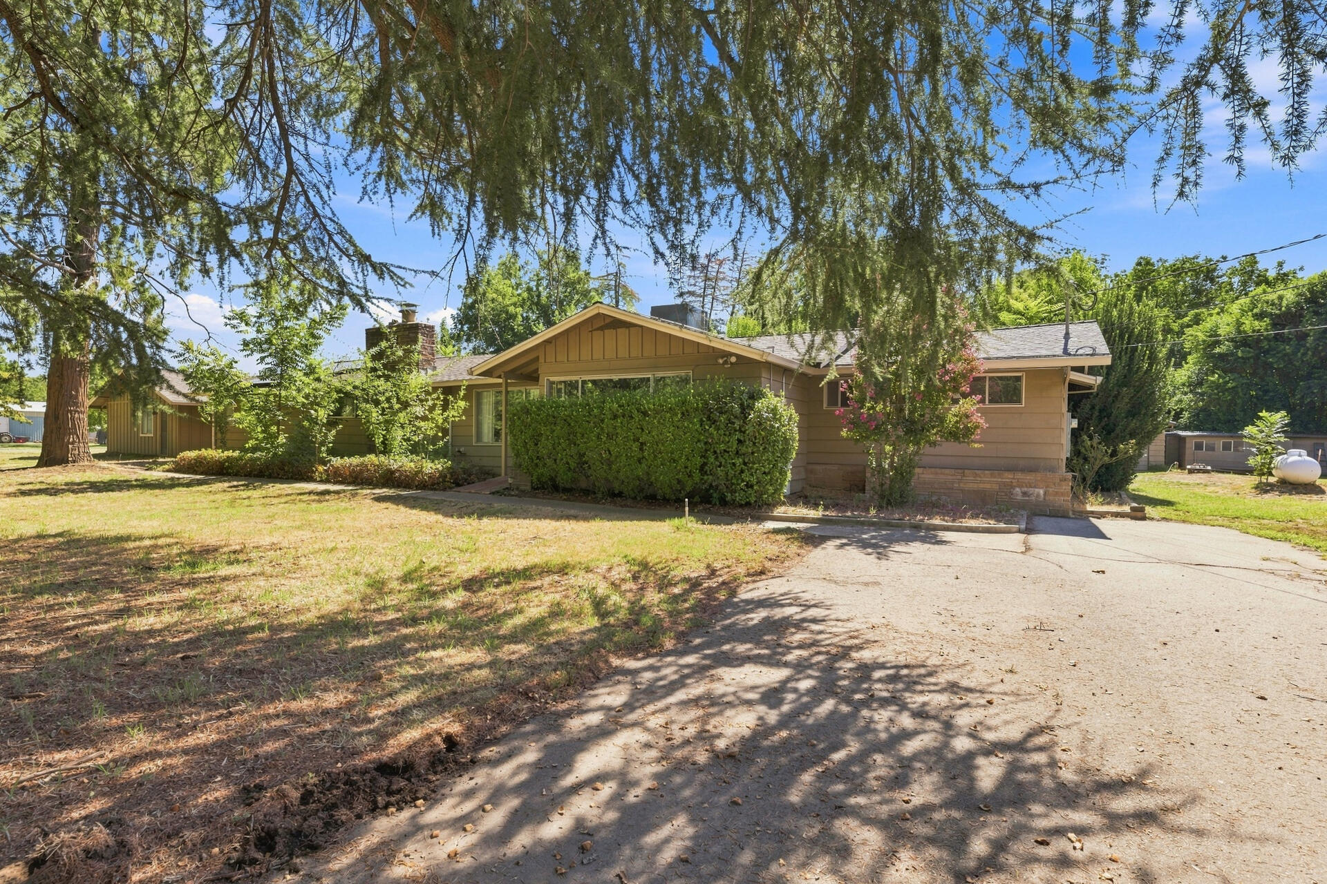 main property photo 63