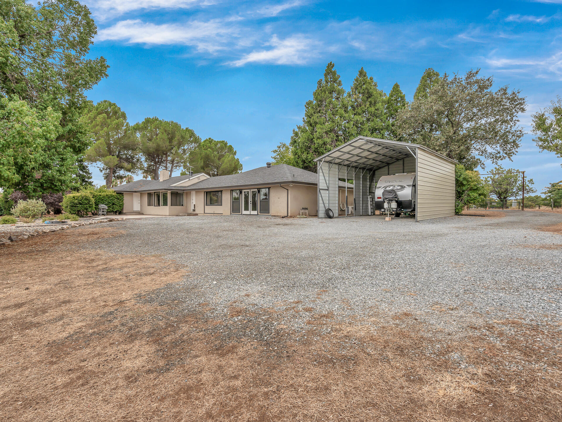 main property photo 53