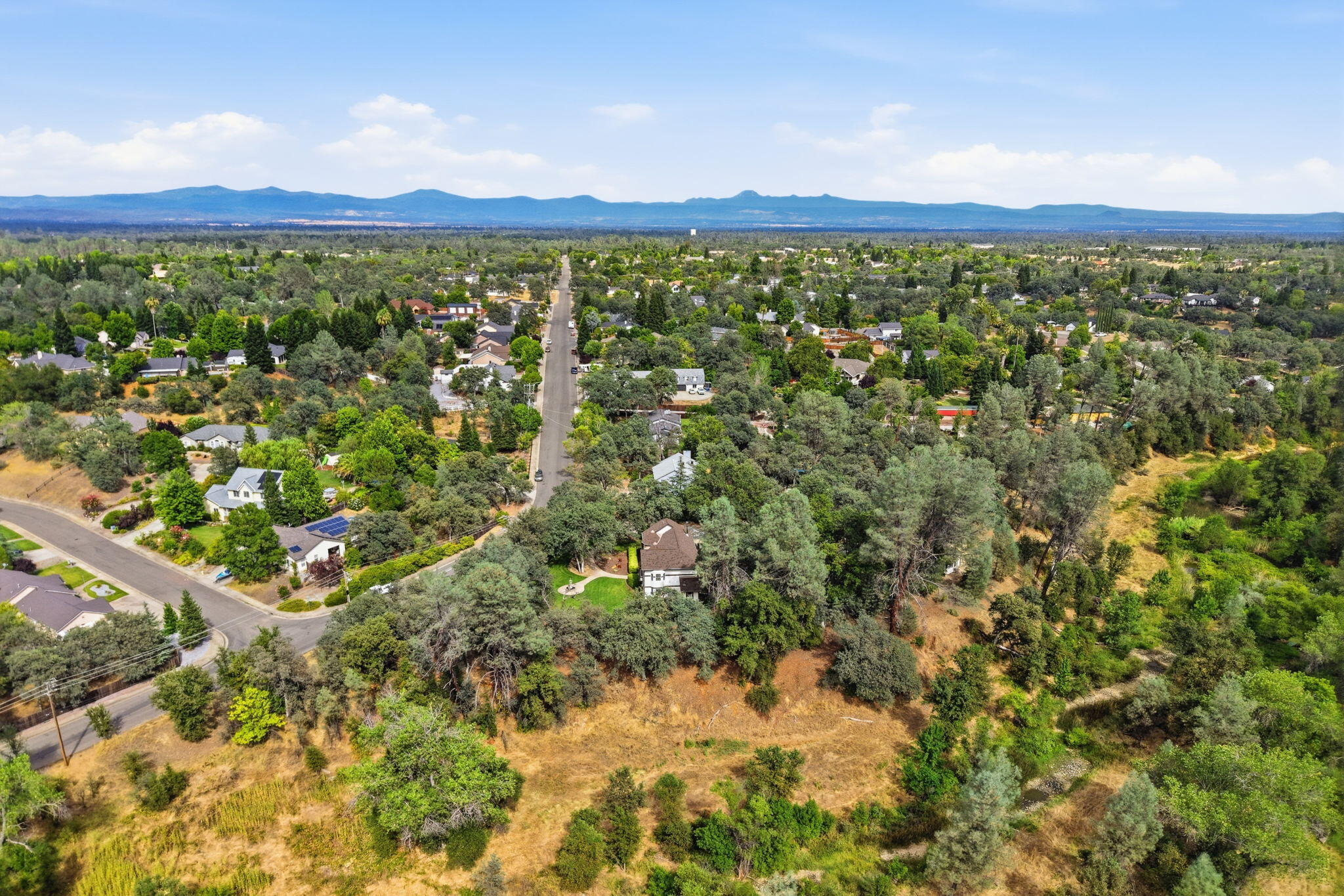 main property photo 123