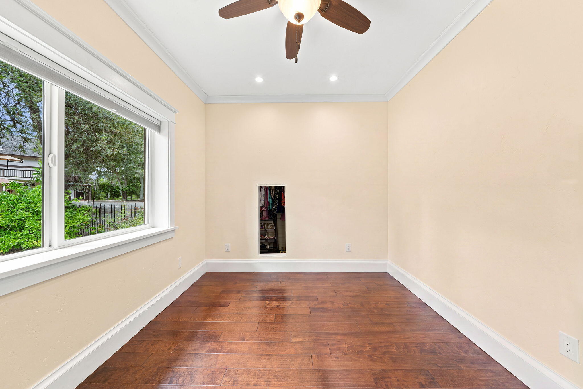 main property photo 127