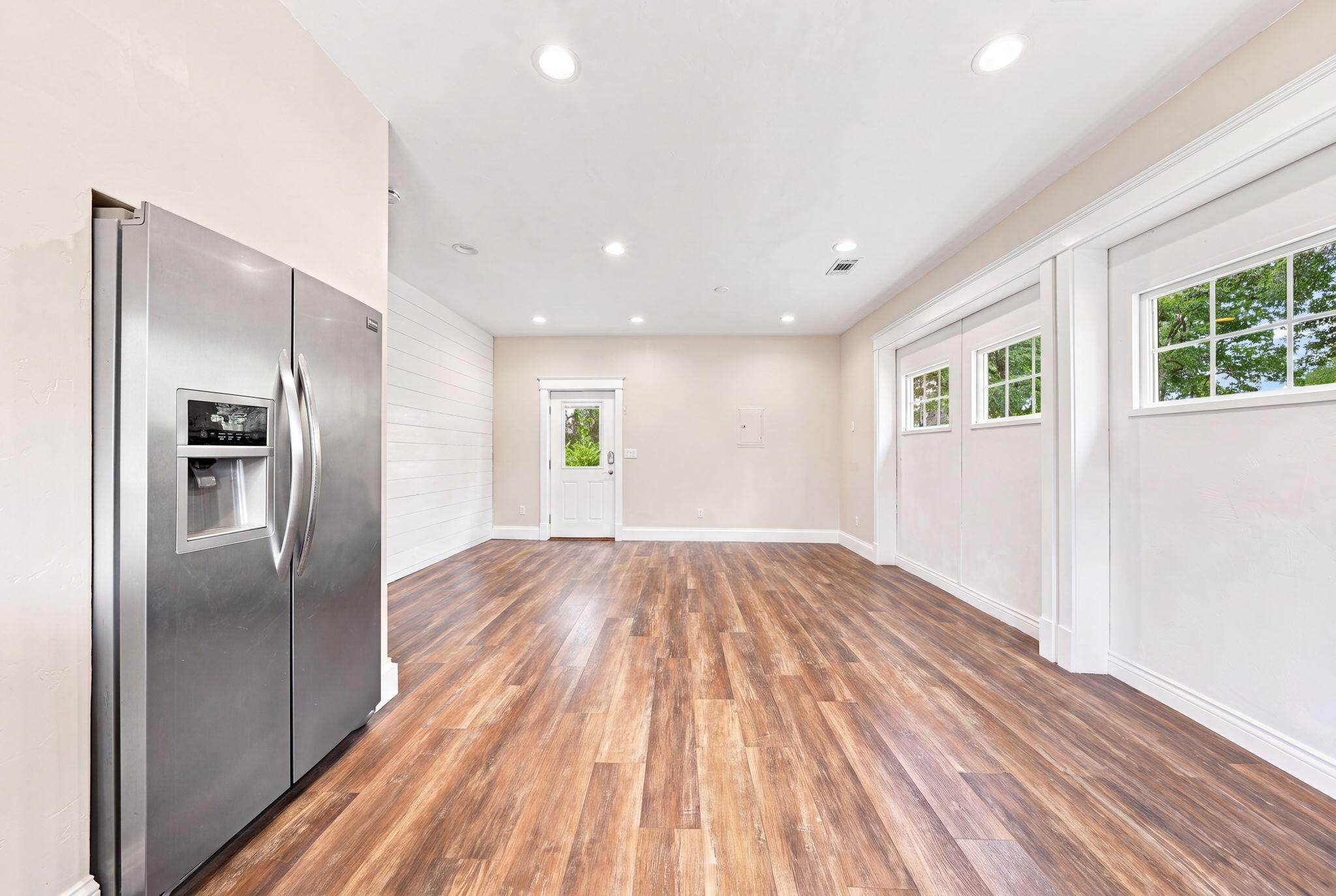 main property photo 134