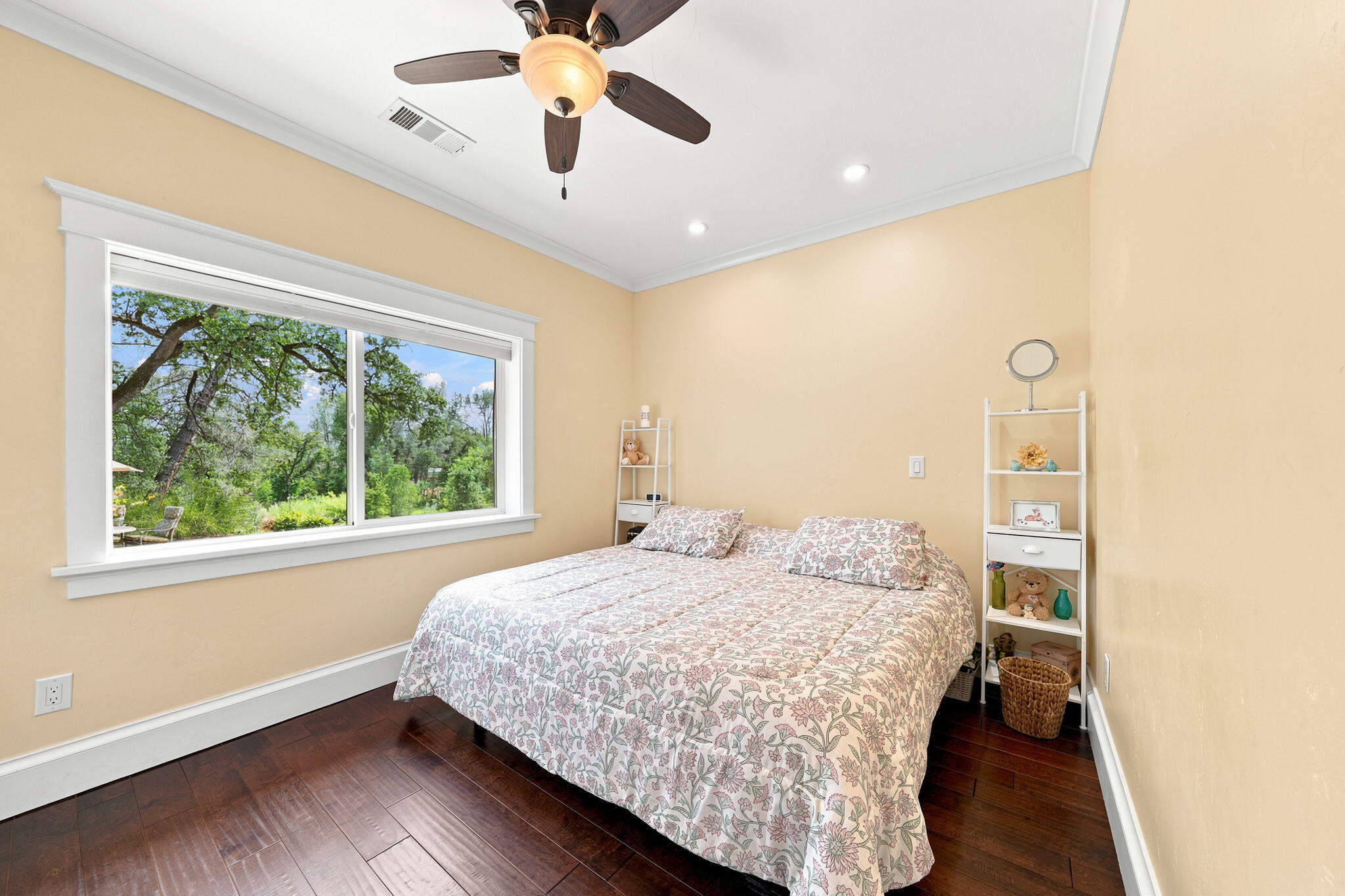 main property photo 96