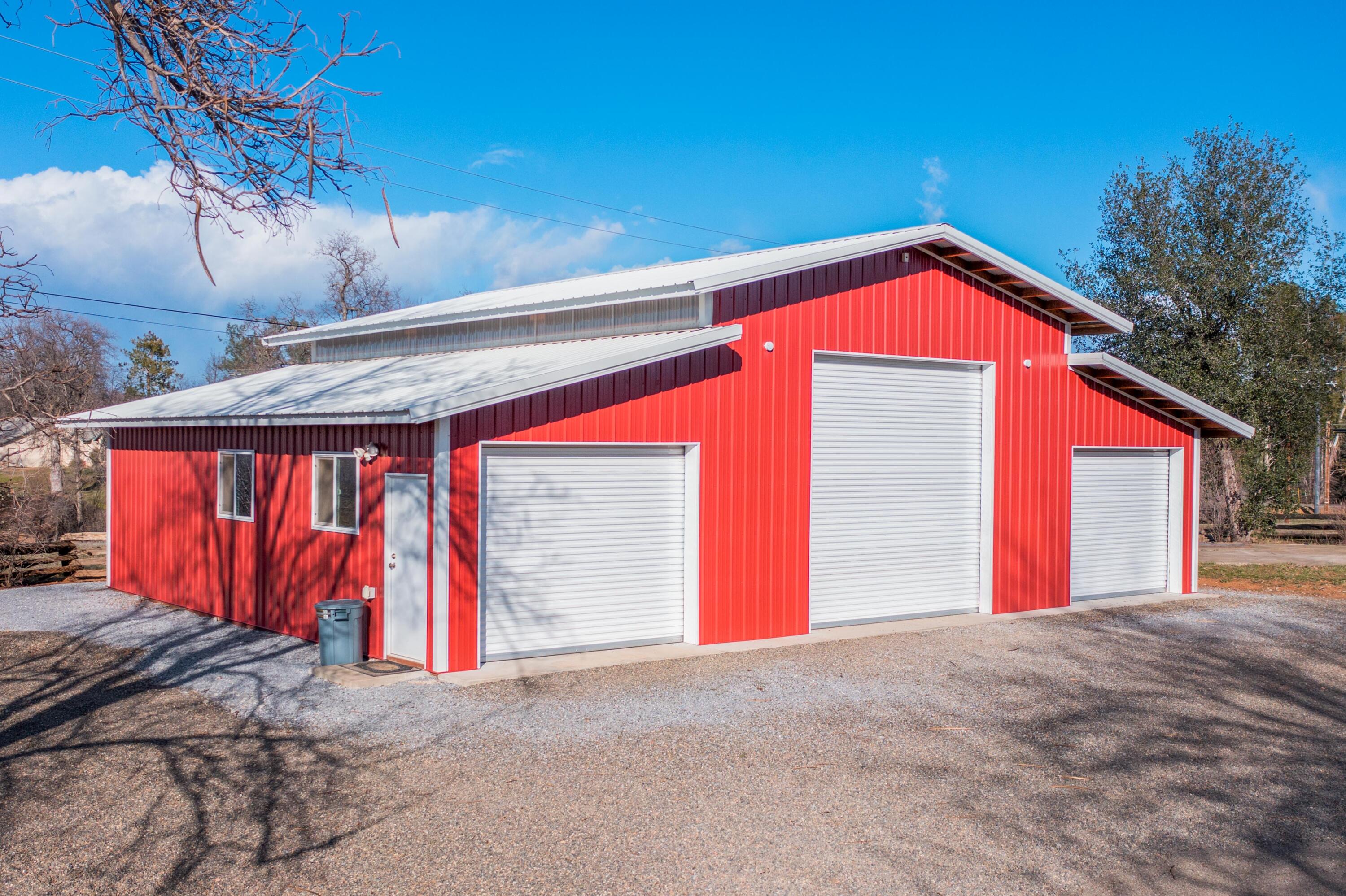 main property photo 43