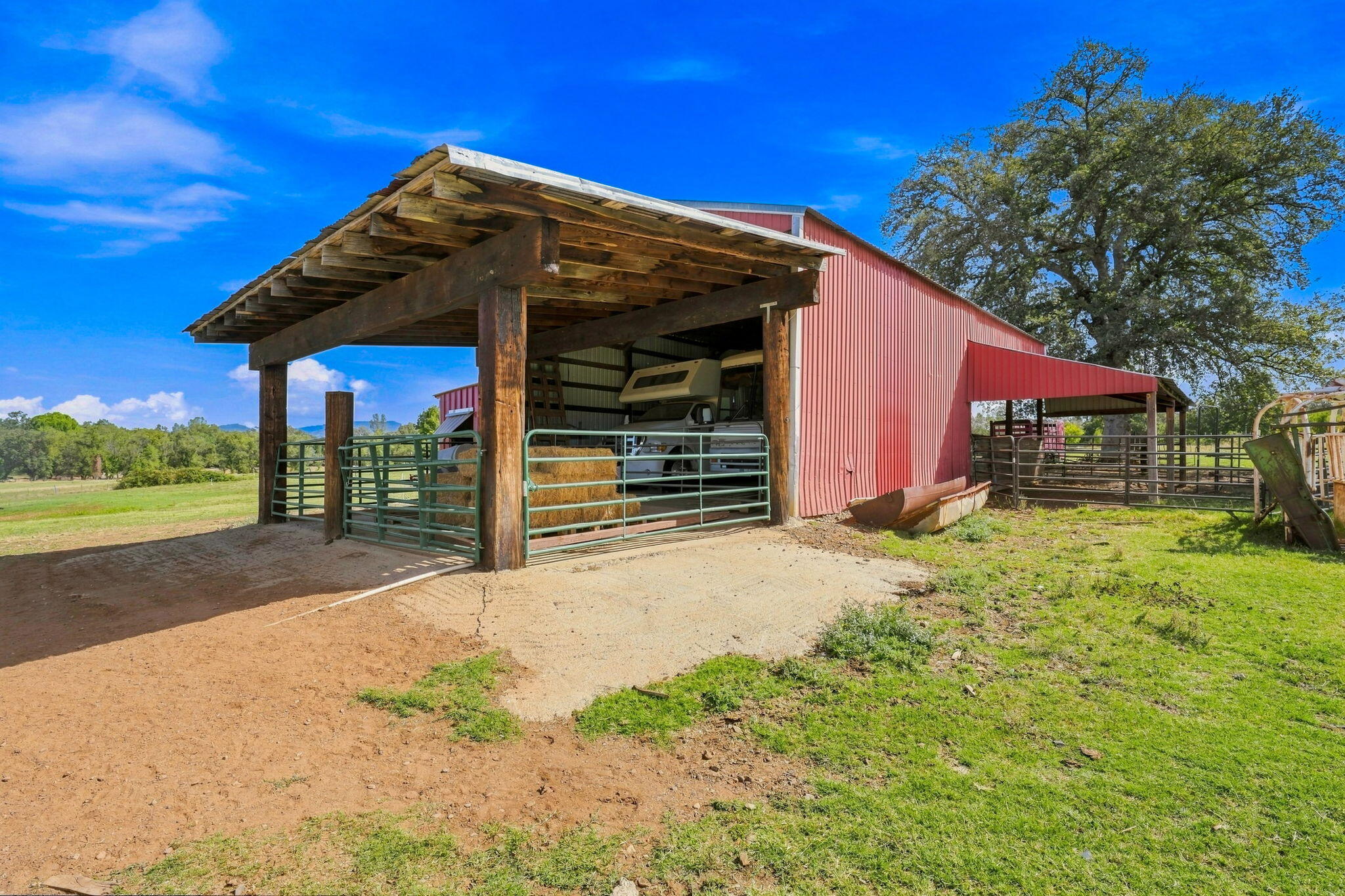 main property photo 51