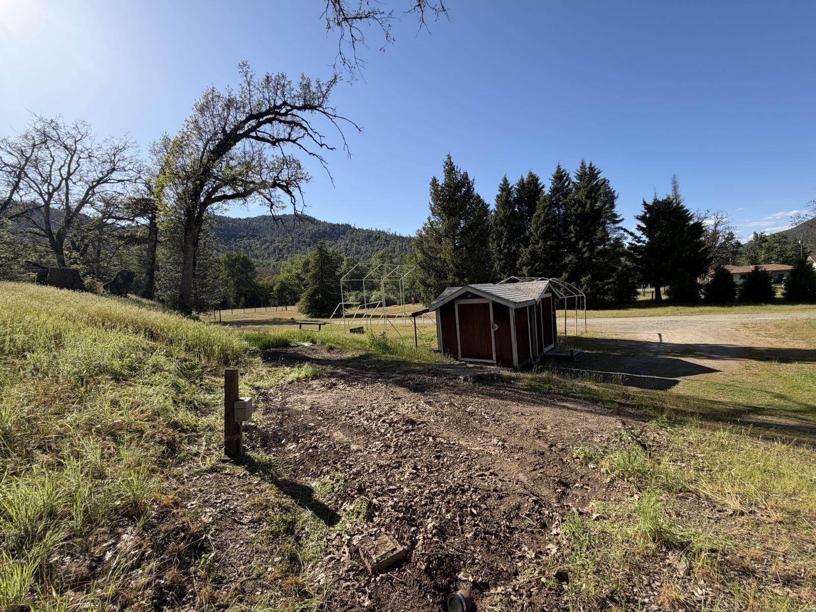 main property photo 31