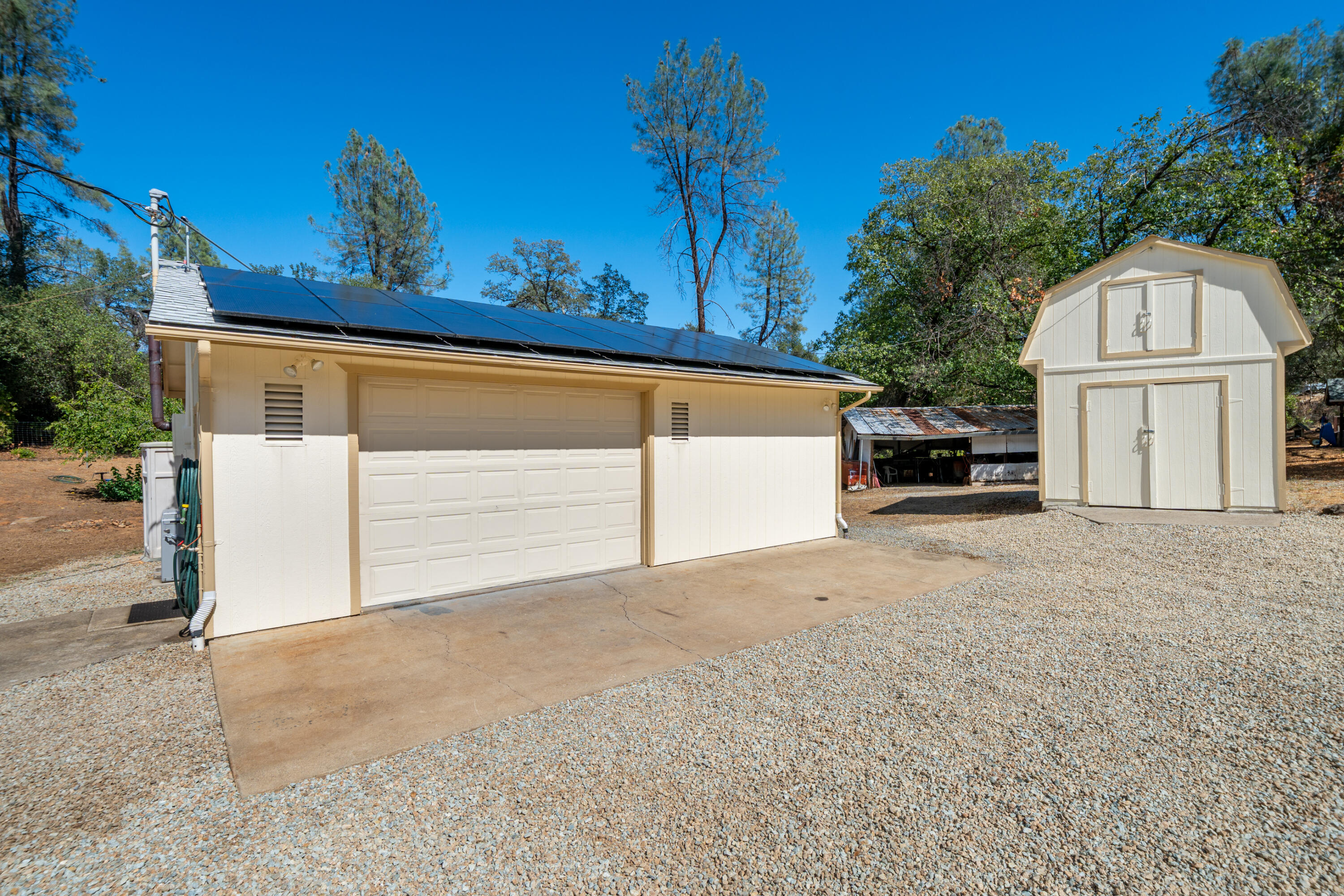 main property photo 58