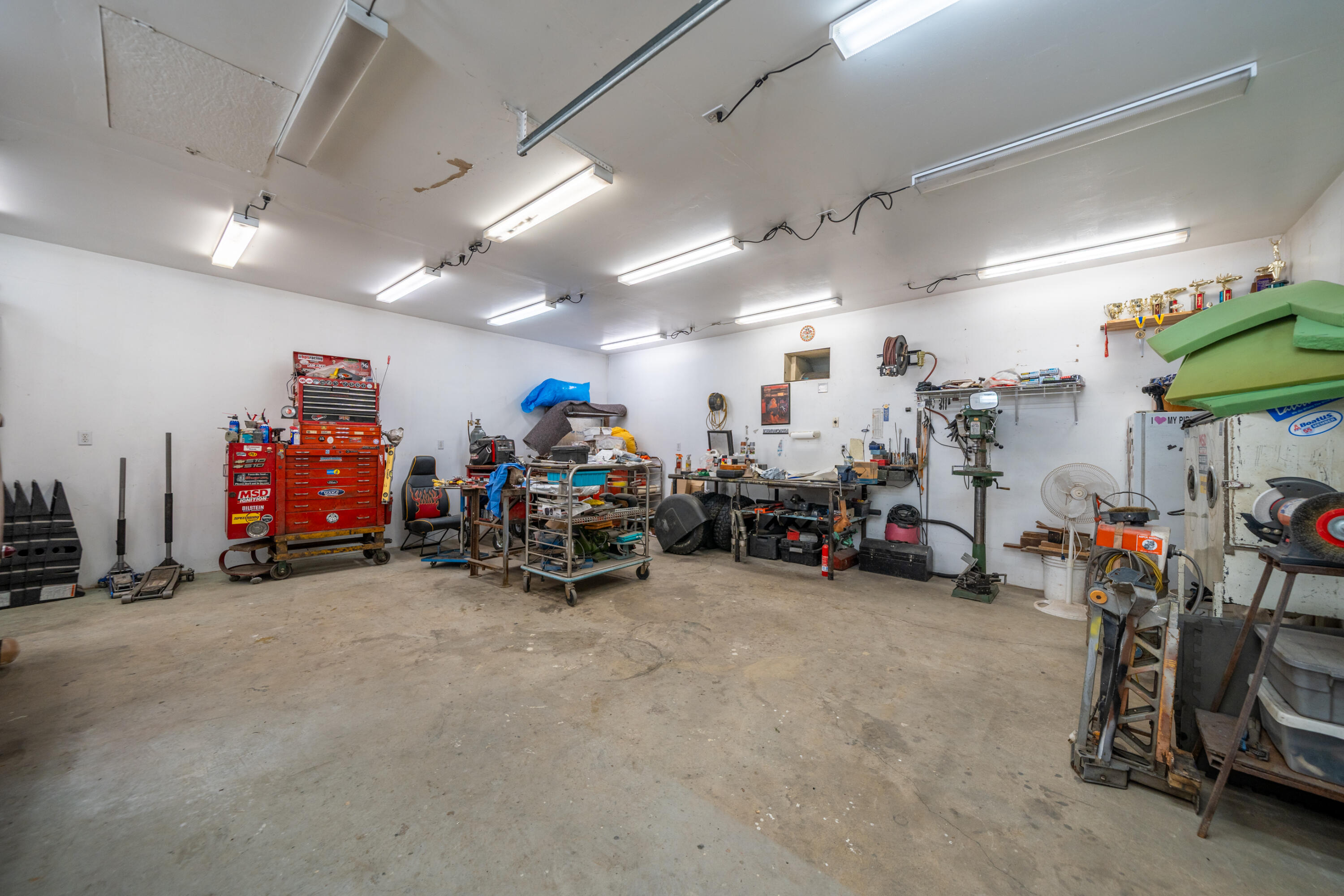 main property photo 60