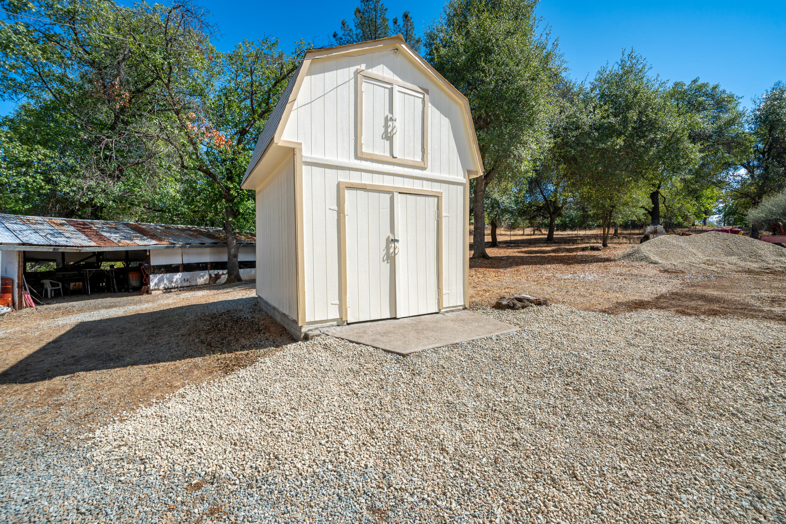 main property photo 63