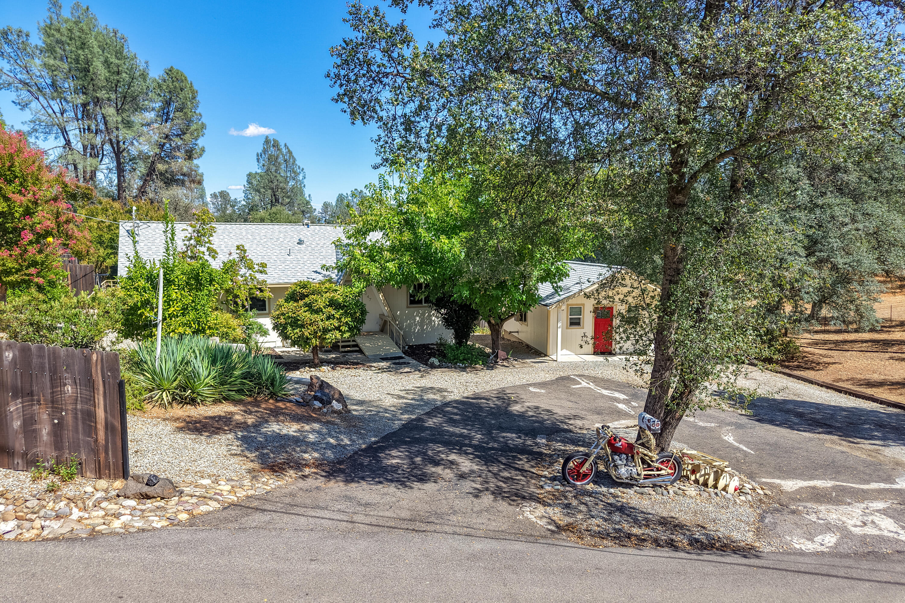 main property photo 72