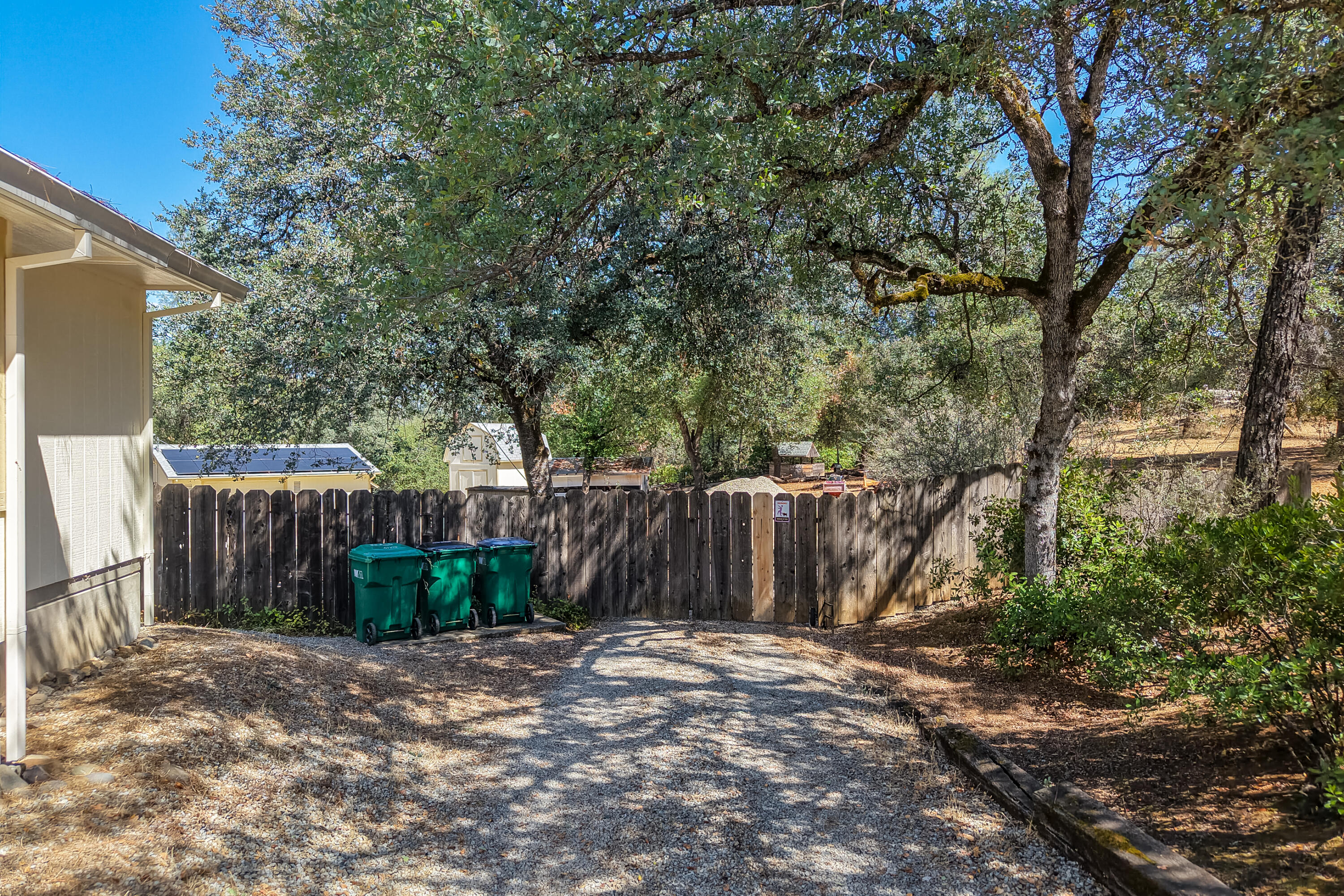 main property photo 76