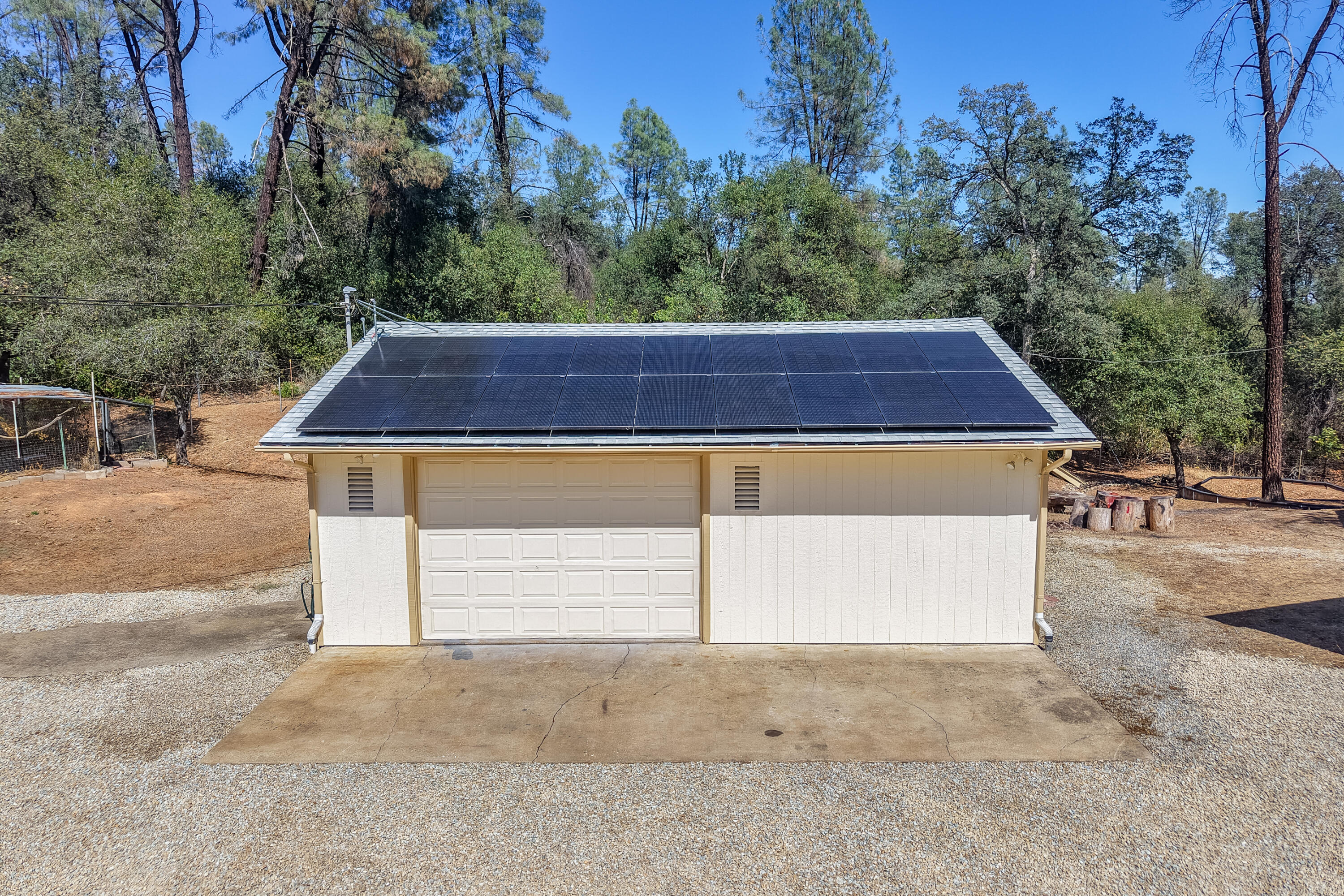 main property photo 79