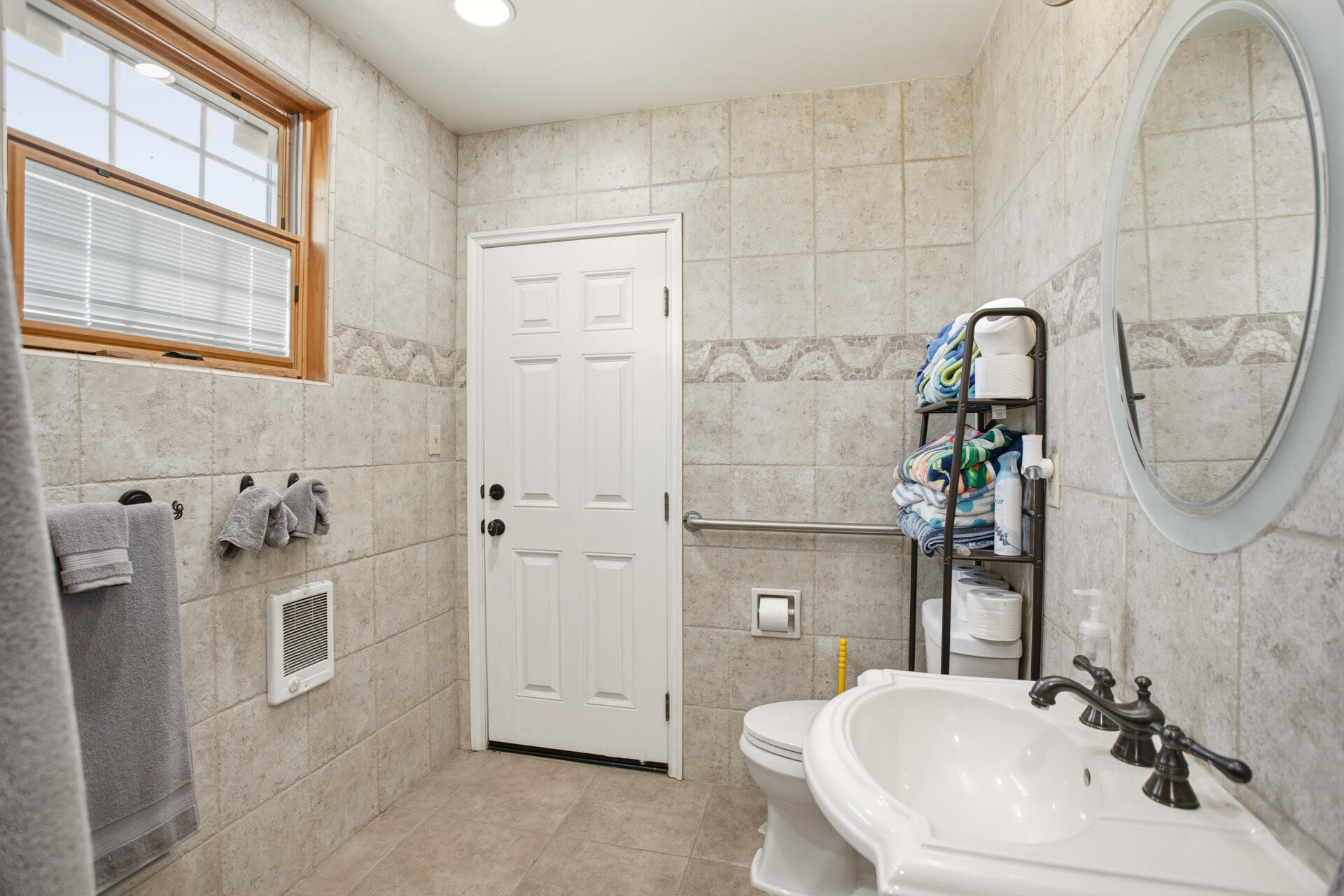 main property photo 51