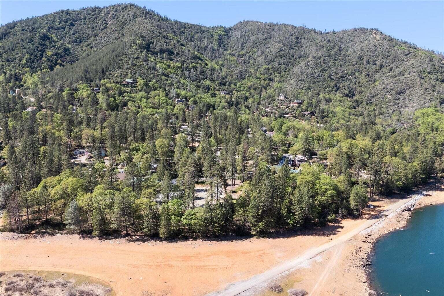 main property photo 37