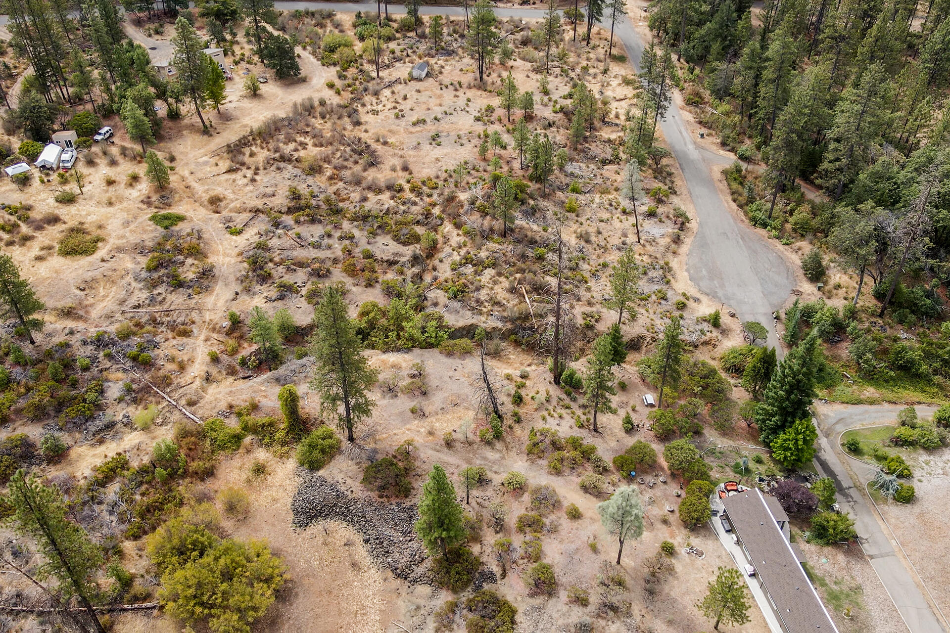 main property photo 24