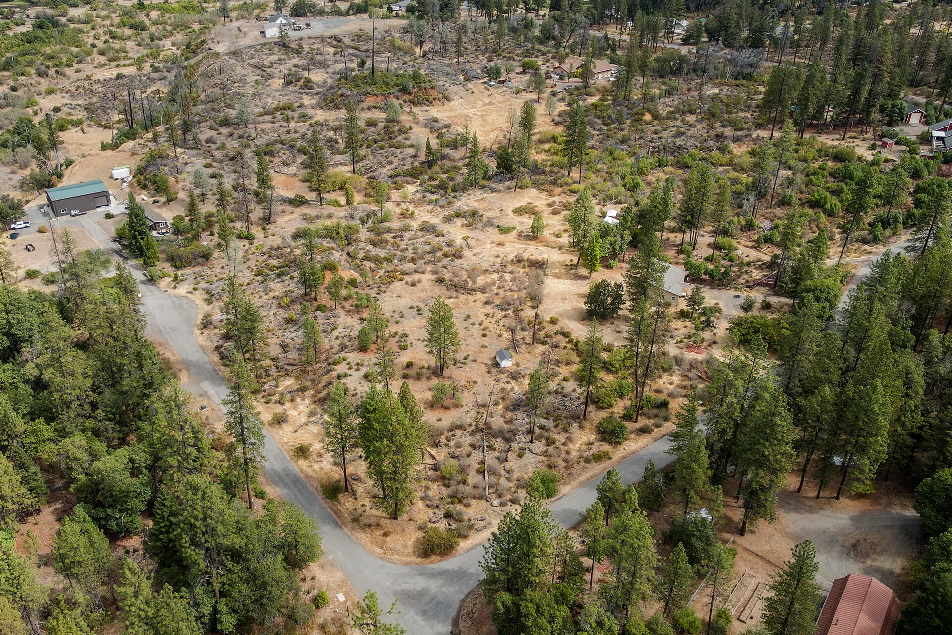 main property photo 3