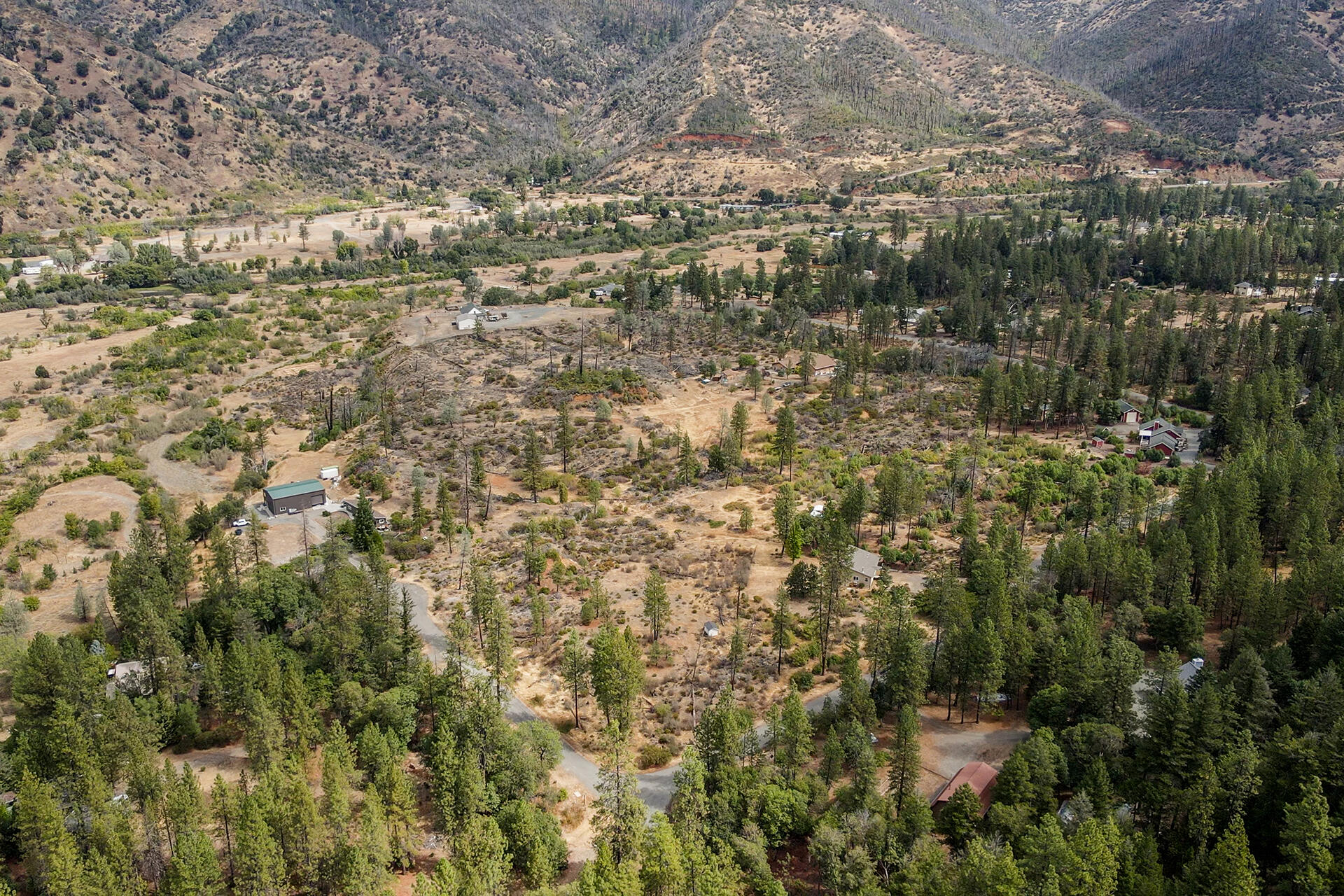 main property photo 4