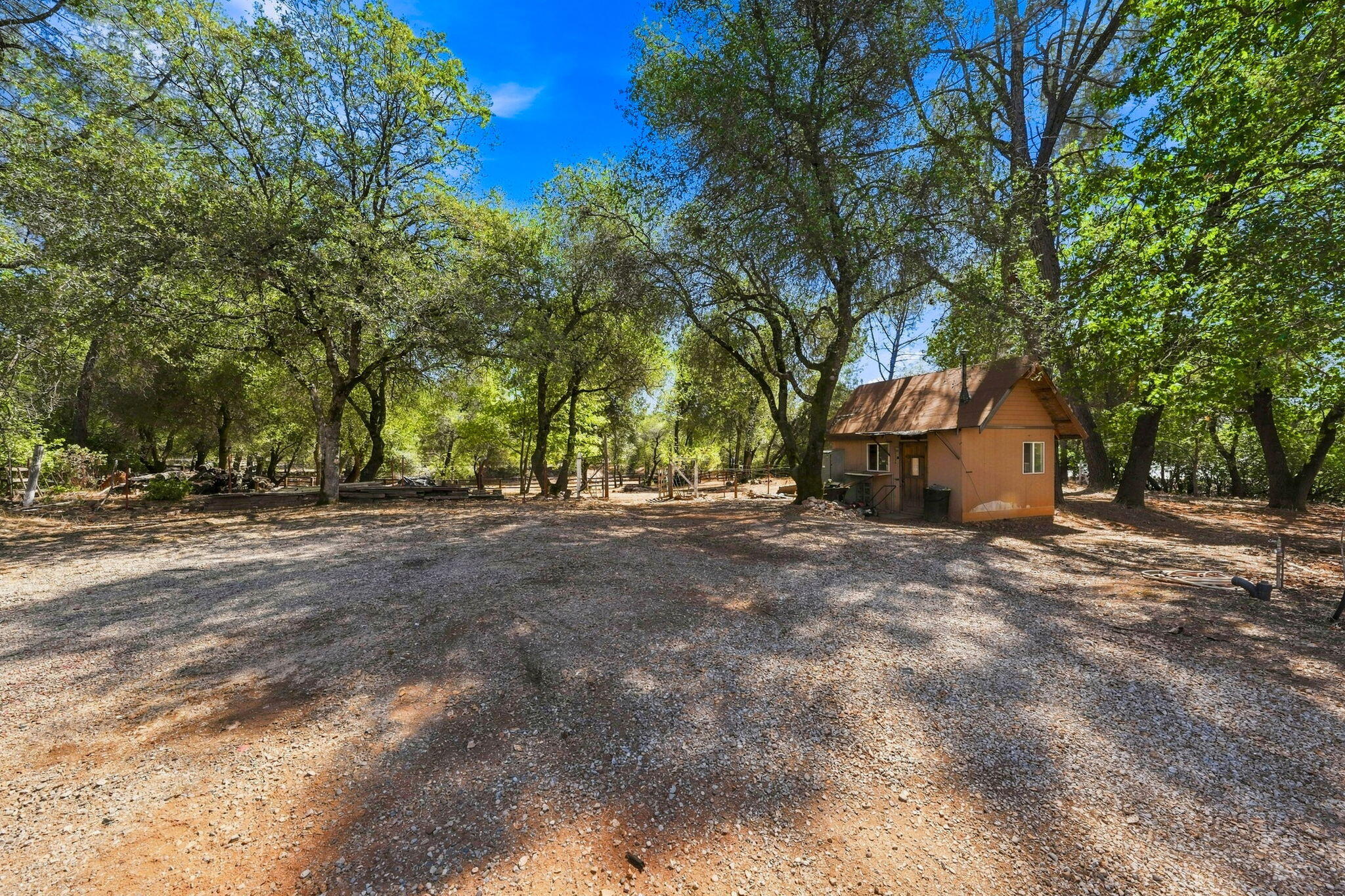 main property photo 42