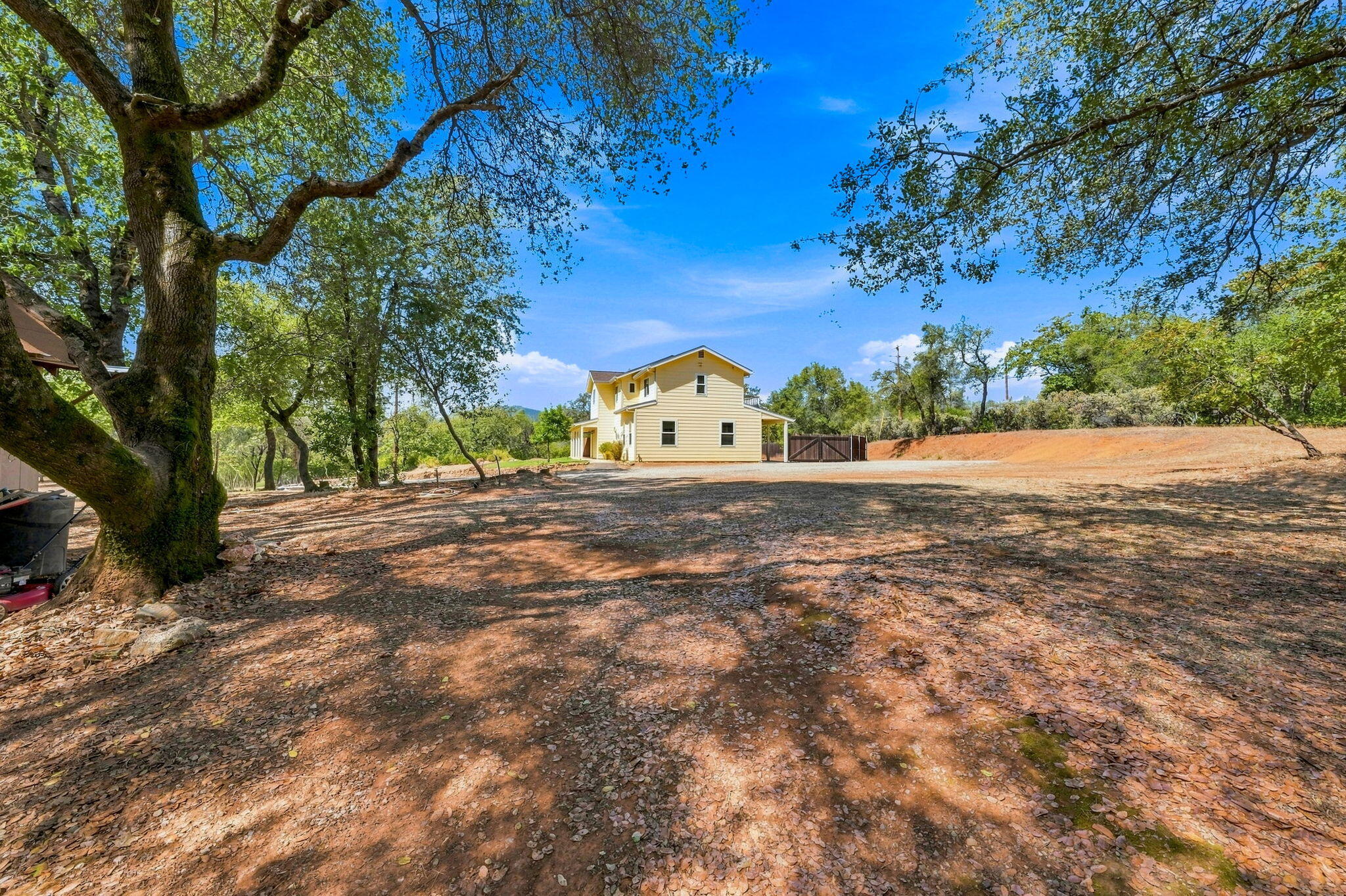 main property photo 44