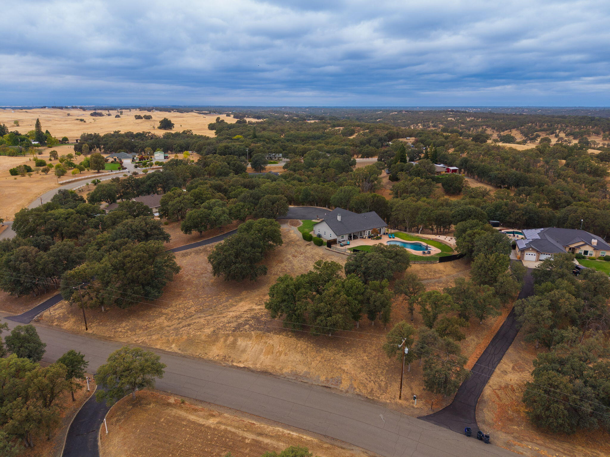 main property photo 26