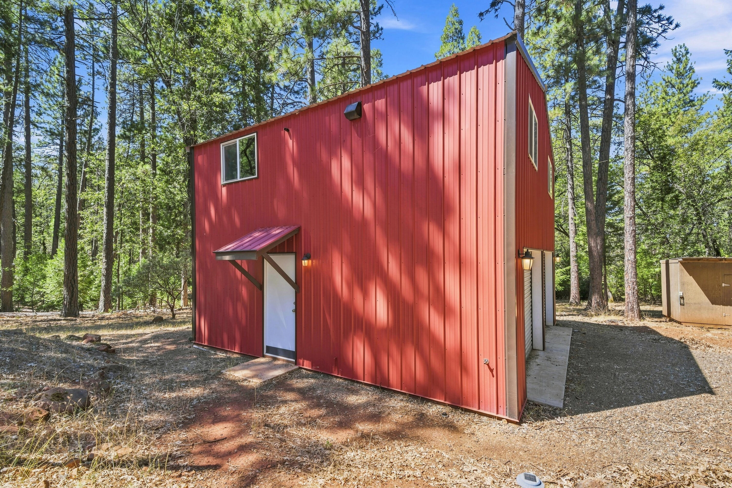 main property photo 19