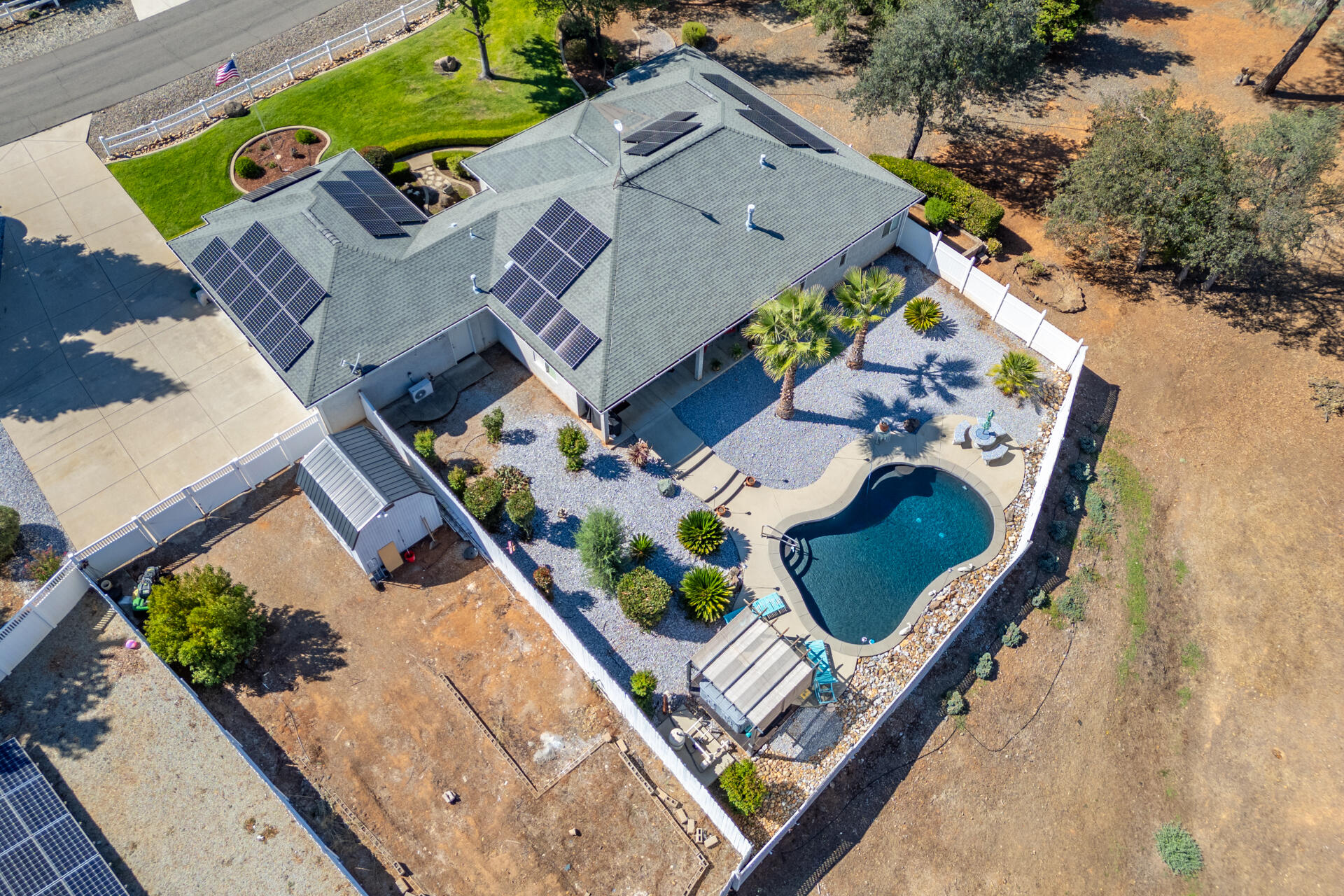 main property photo 48