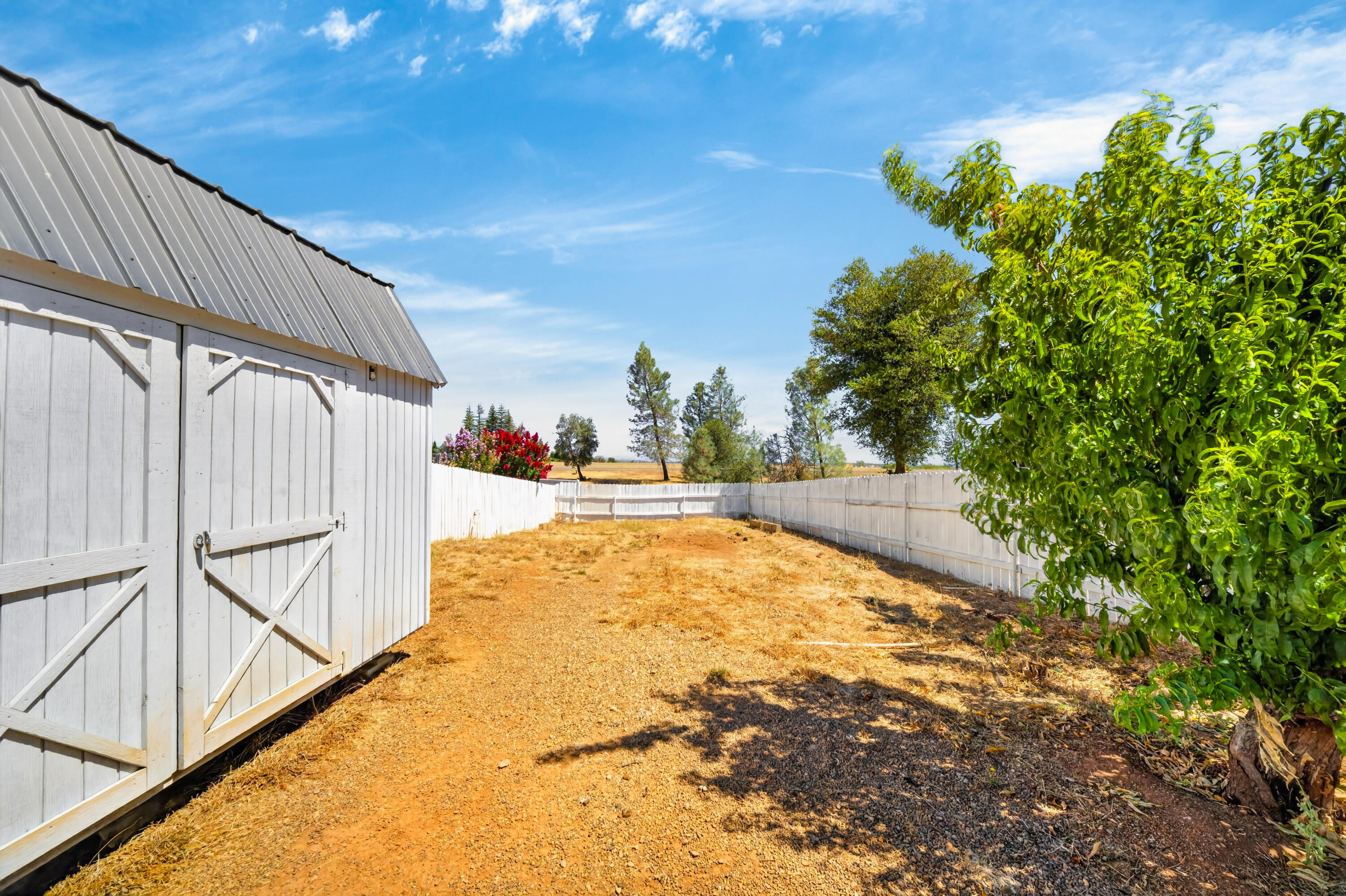 main property photo 57