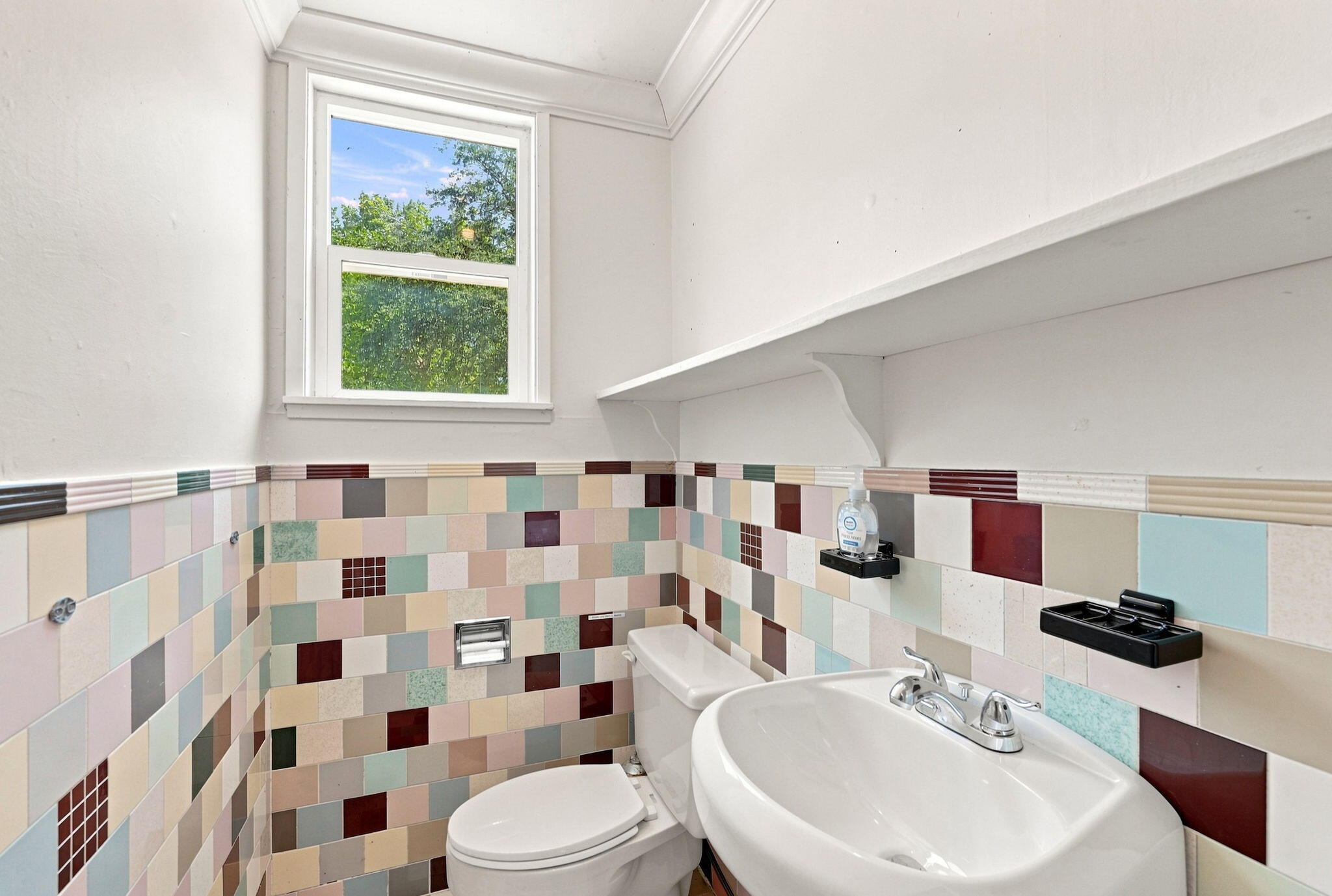 main property photo 39