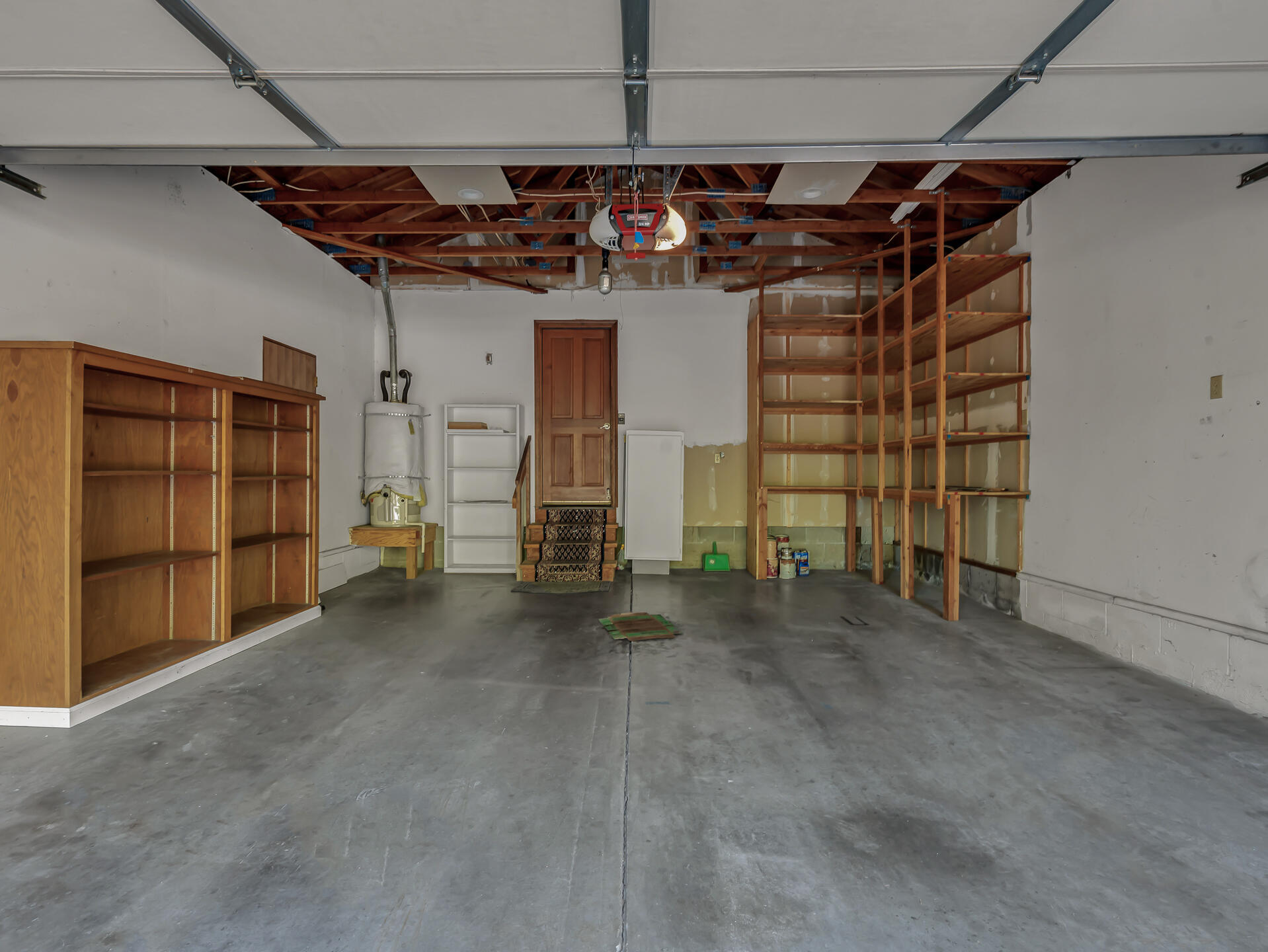 main property photo 51