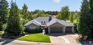 image of property with 4 Bed | 3 Bath | 2,641 Sqft