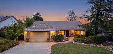 image of property with 3 Bed | 2 Bath | 1,947 Sqft