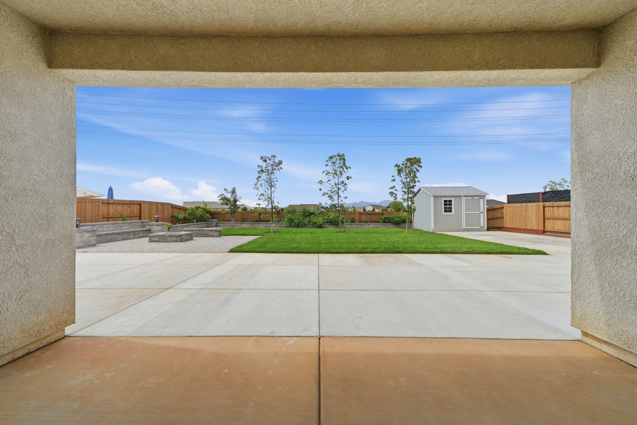 main property photo 30