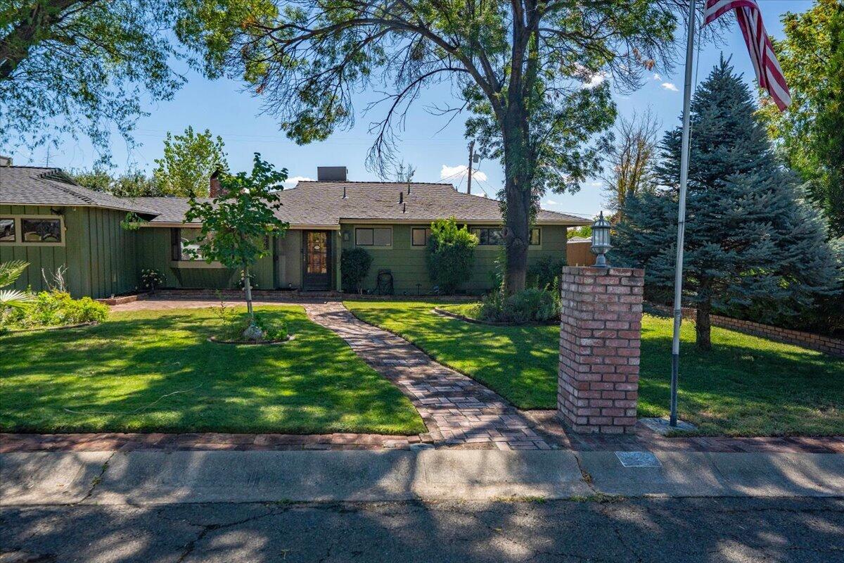 main property photo 43