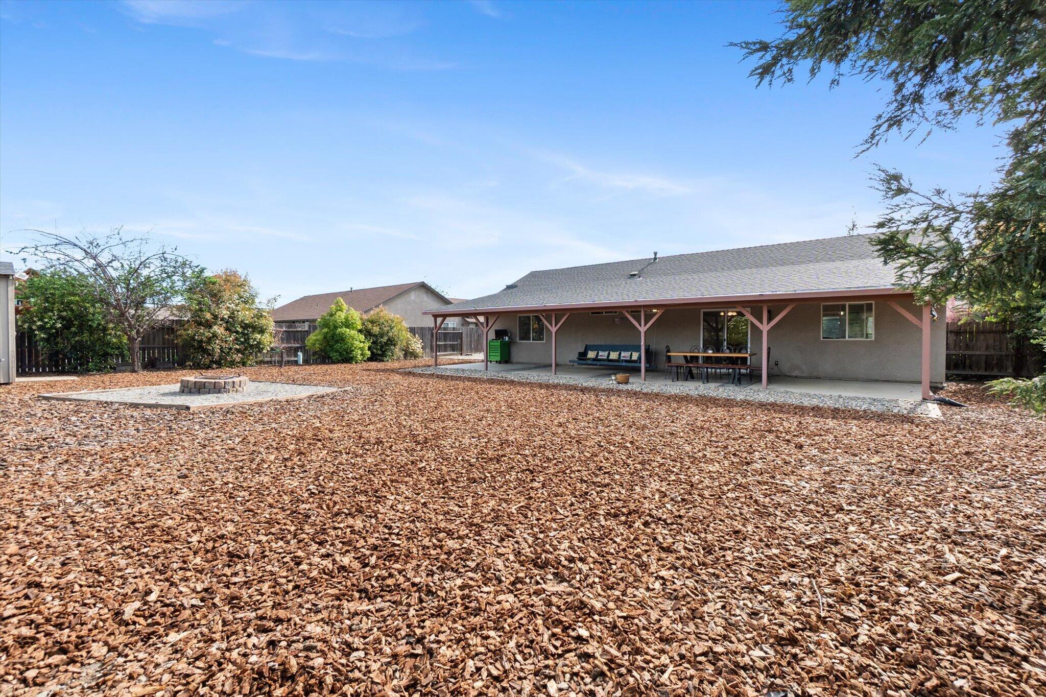 main property photo 26