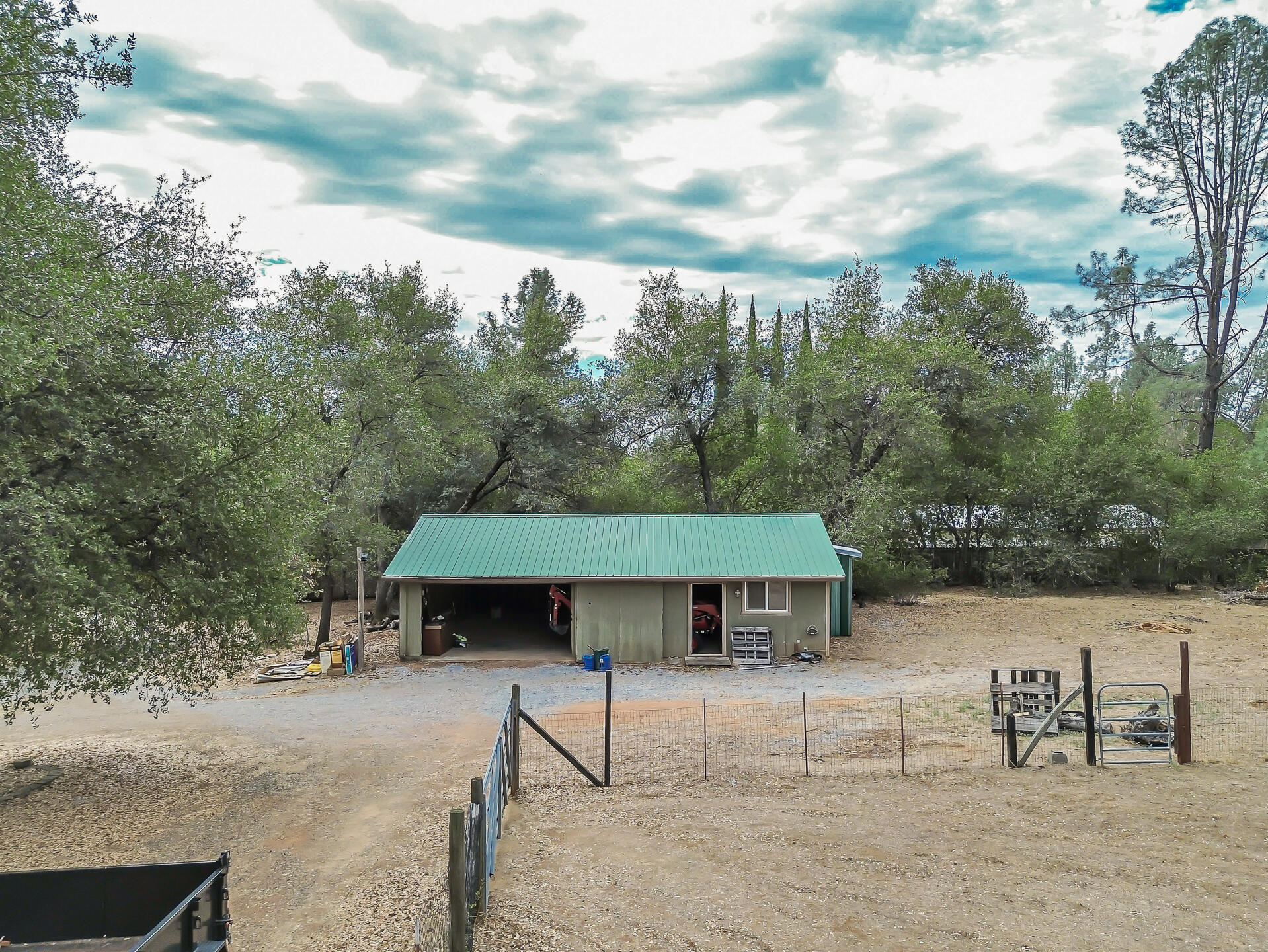 main property photo 35