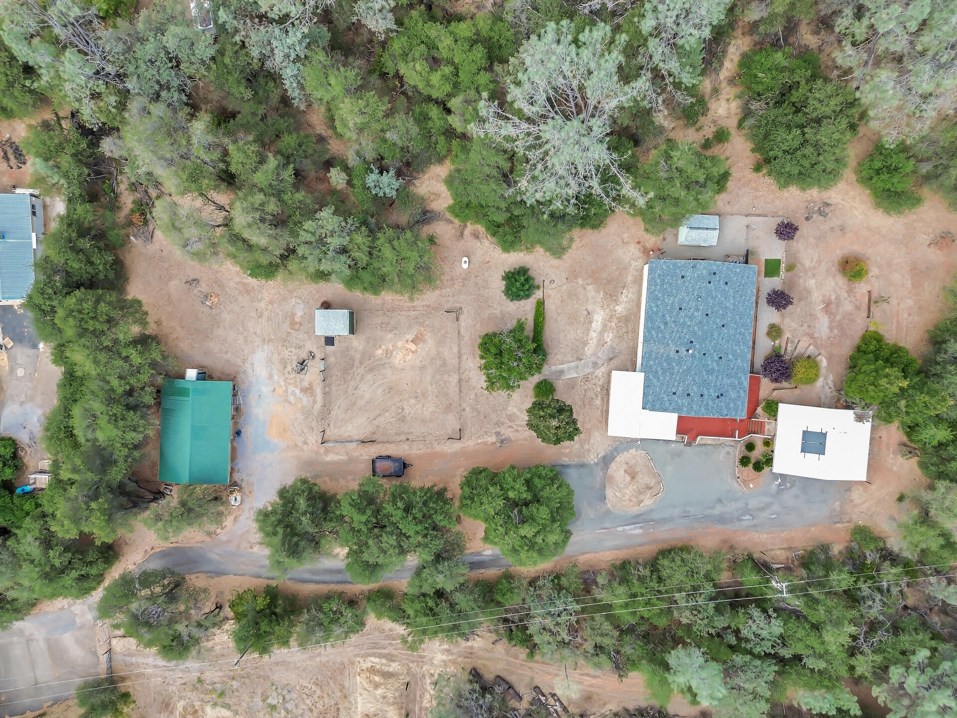 main property photo 38