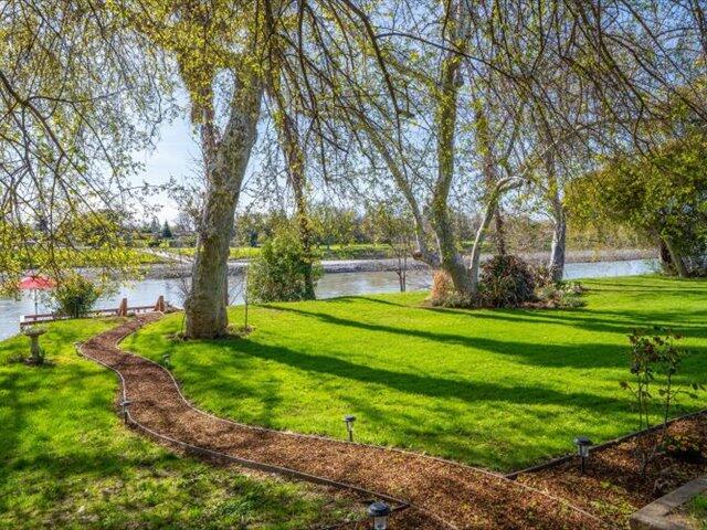 main property photo 78