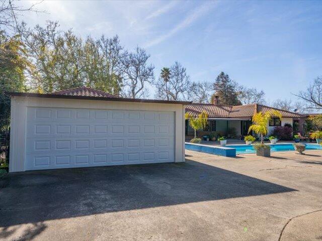 main property photo 82