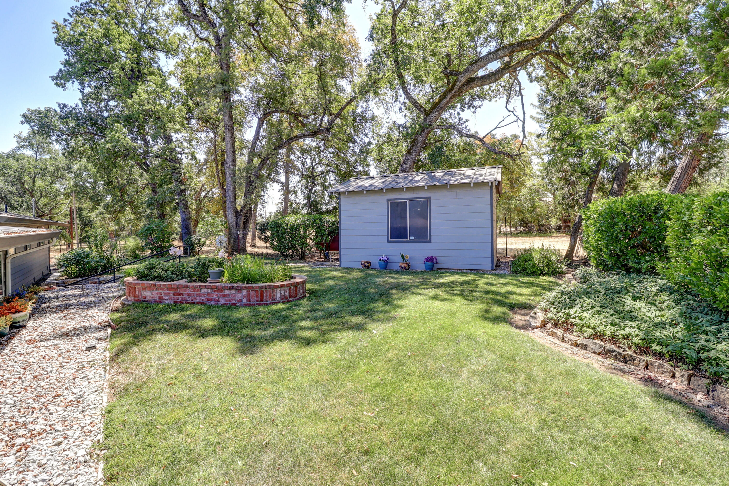 main property photo 67