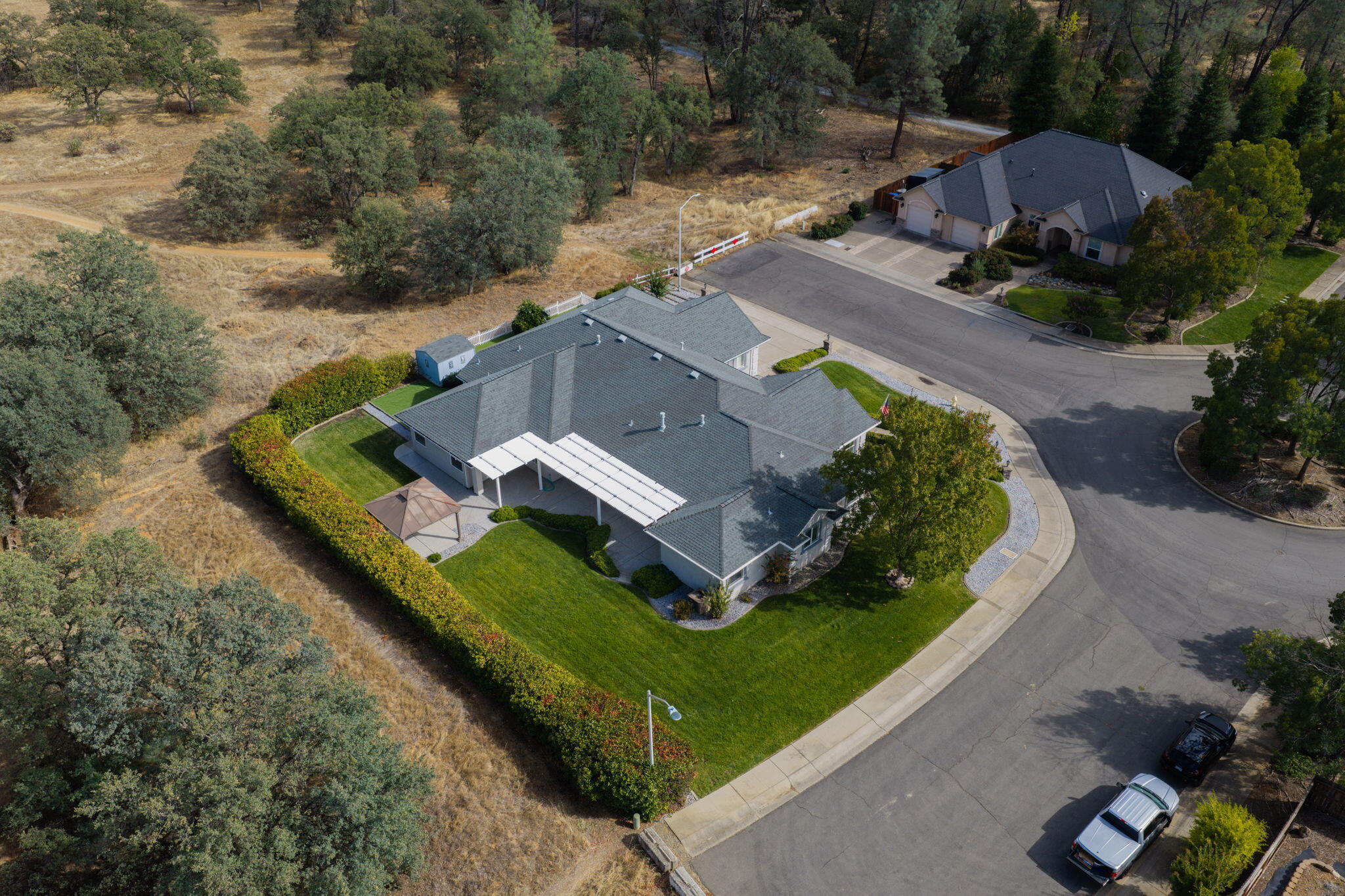 main property photo 50