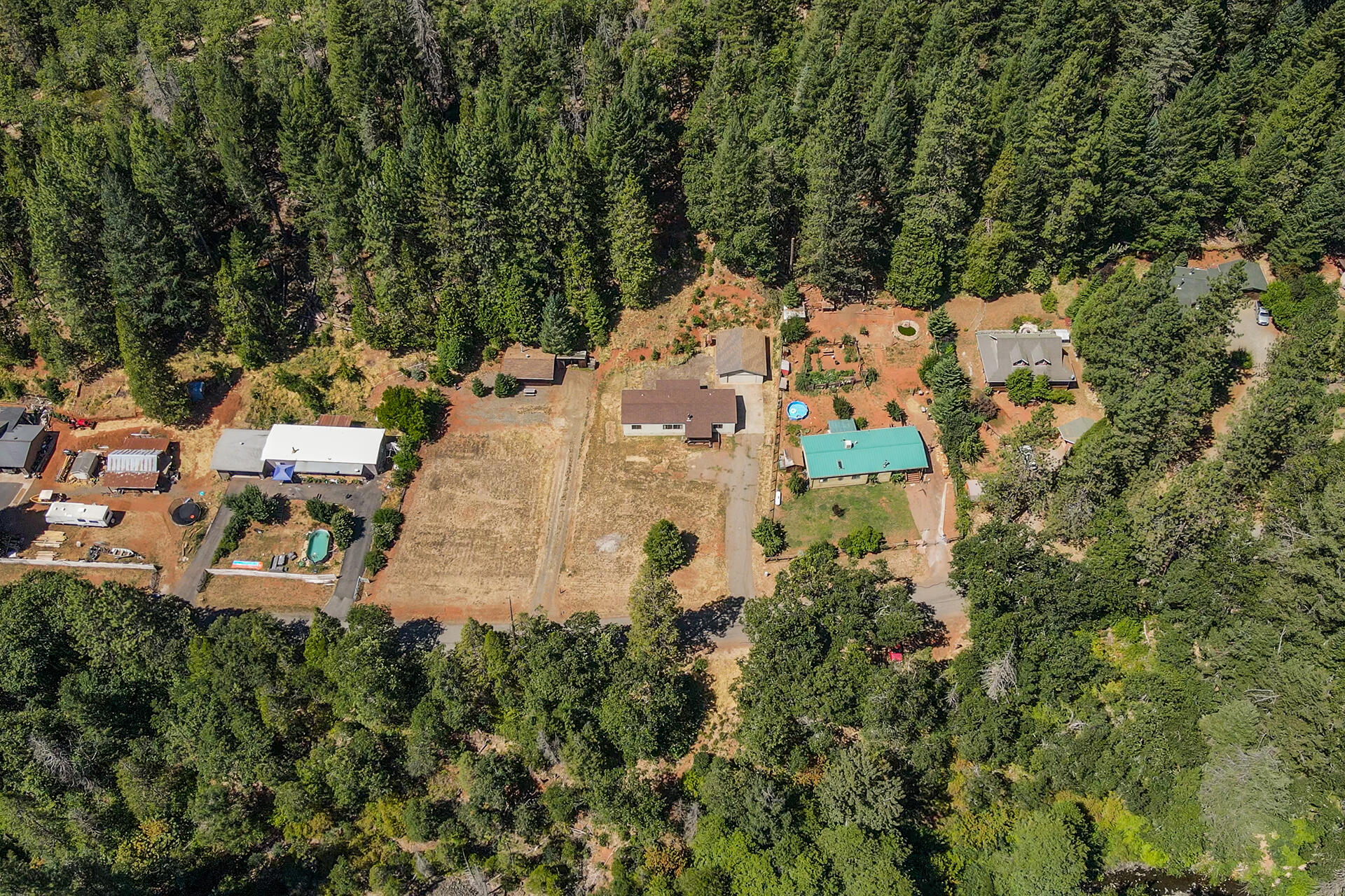 main property photo 112