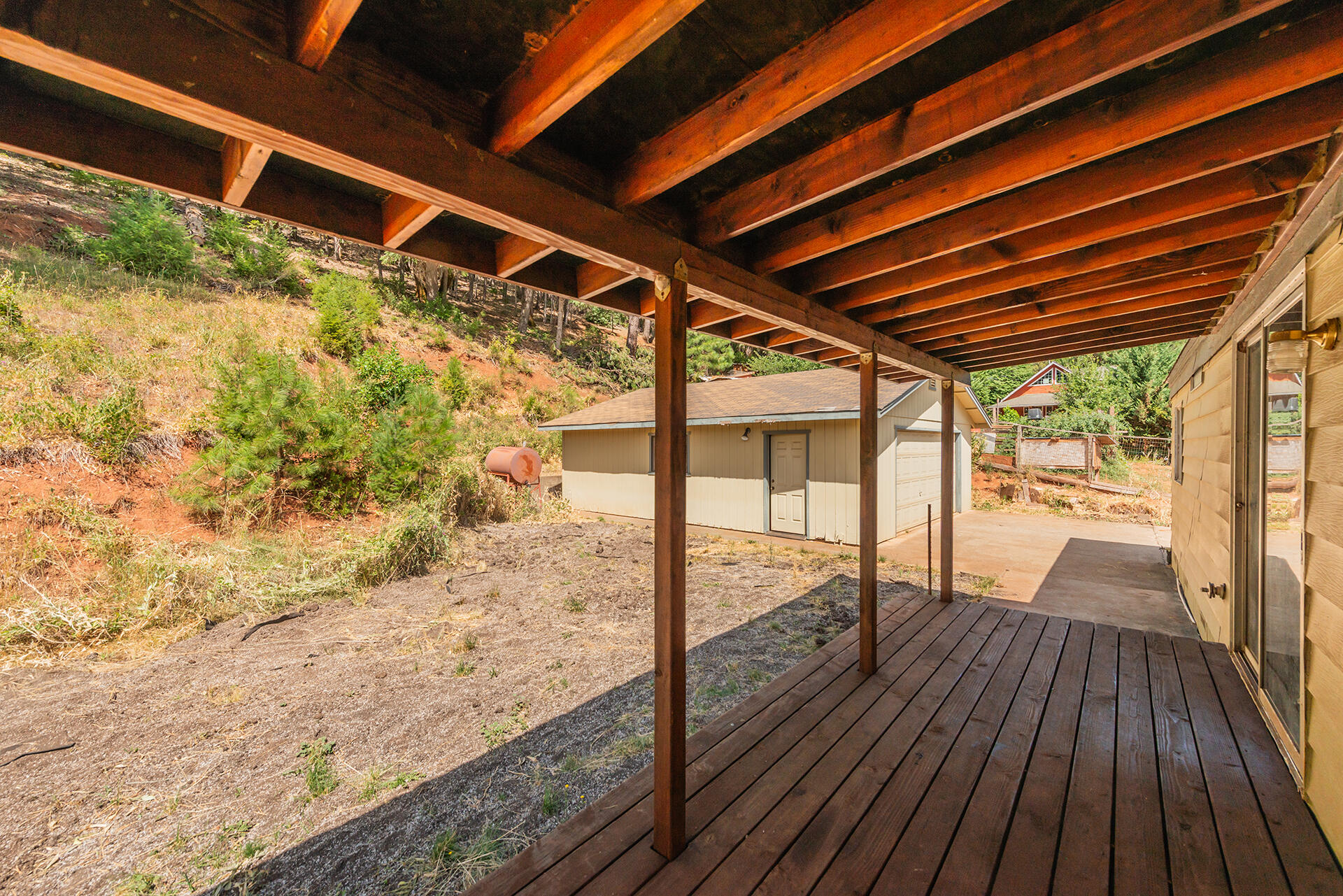 main property photo 48